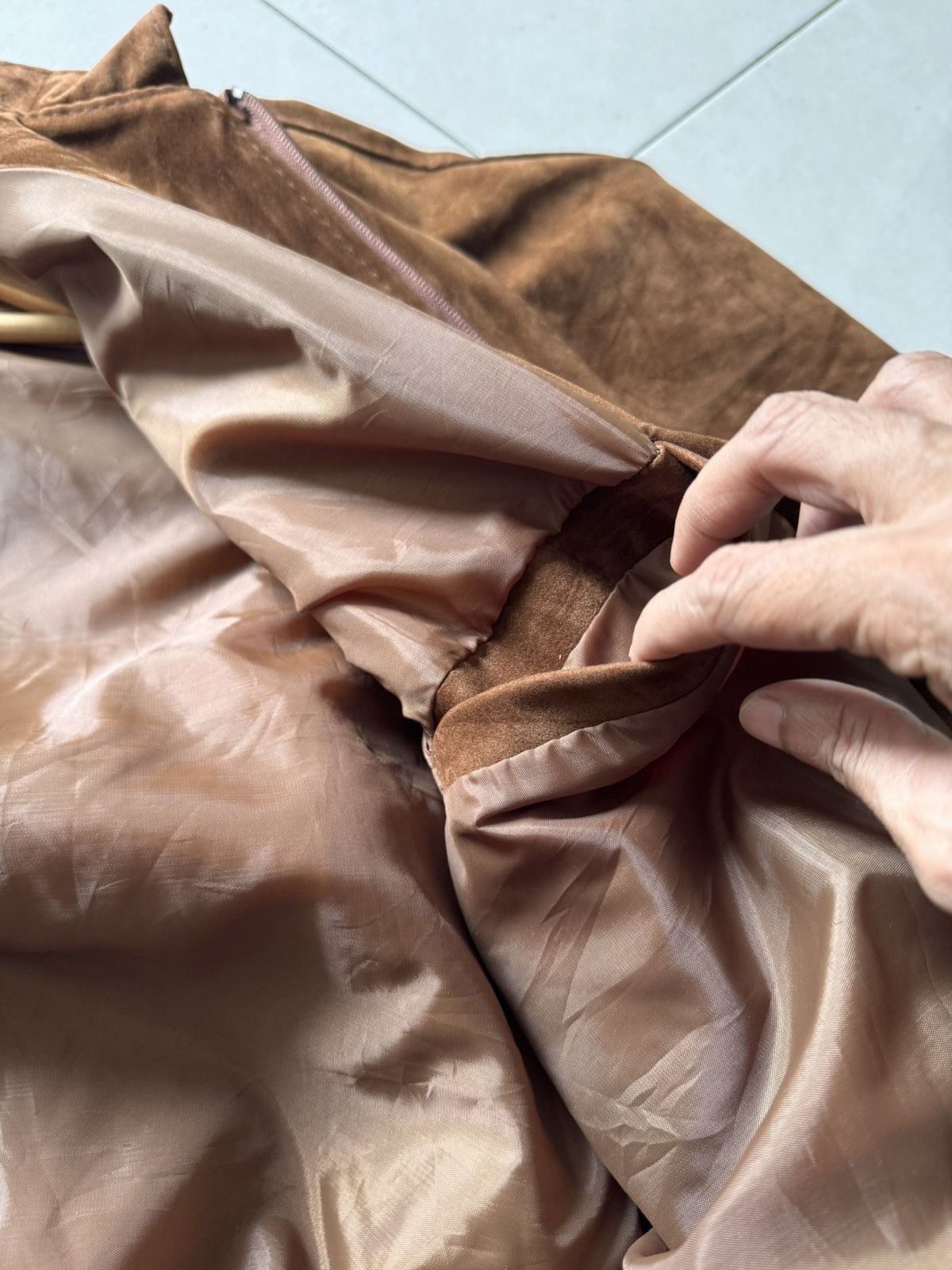 If Six Was Nine Vintage 70/80s Confezioni di lusso suede jacket Size US L / EU 52-54 / 3 - 12 Thumbnail