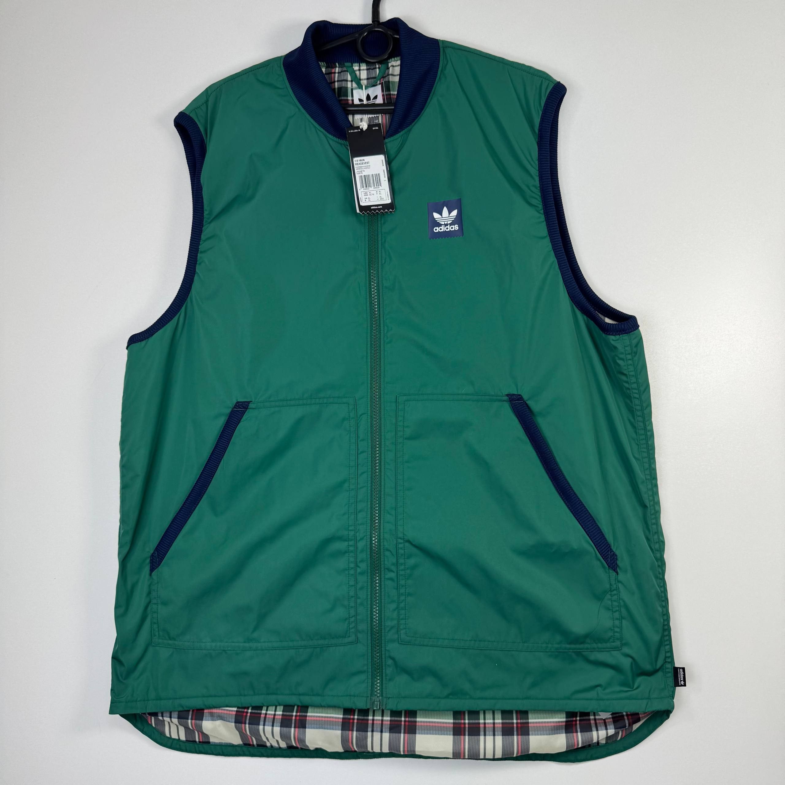 Adidas New Adidas Originals Reversible Vest CE1806 Mens Size XL Size US XL / EU 56 / 4 - 1 Thumbnail