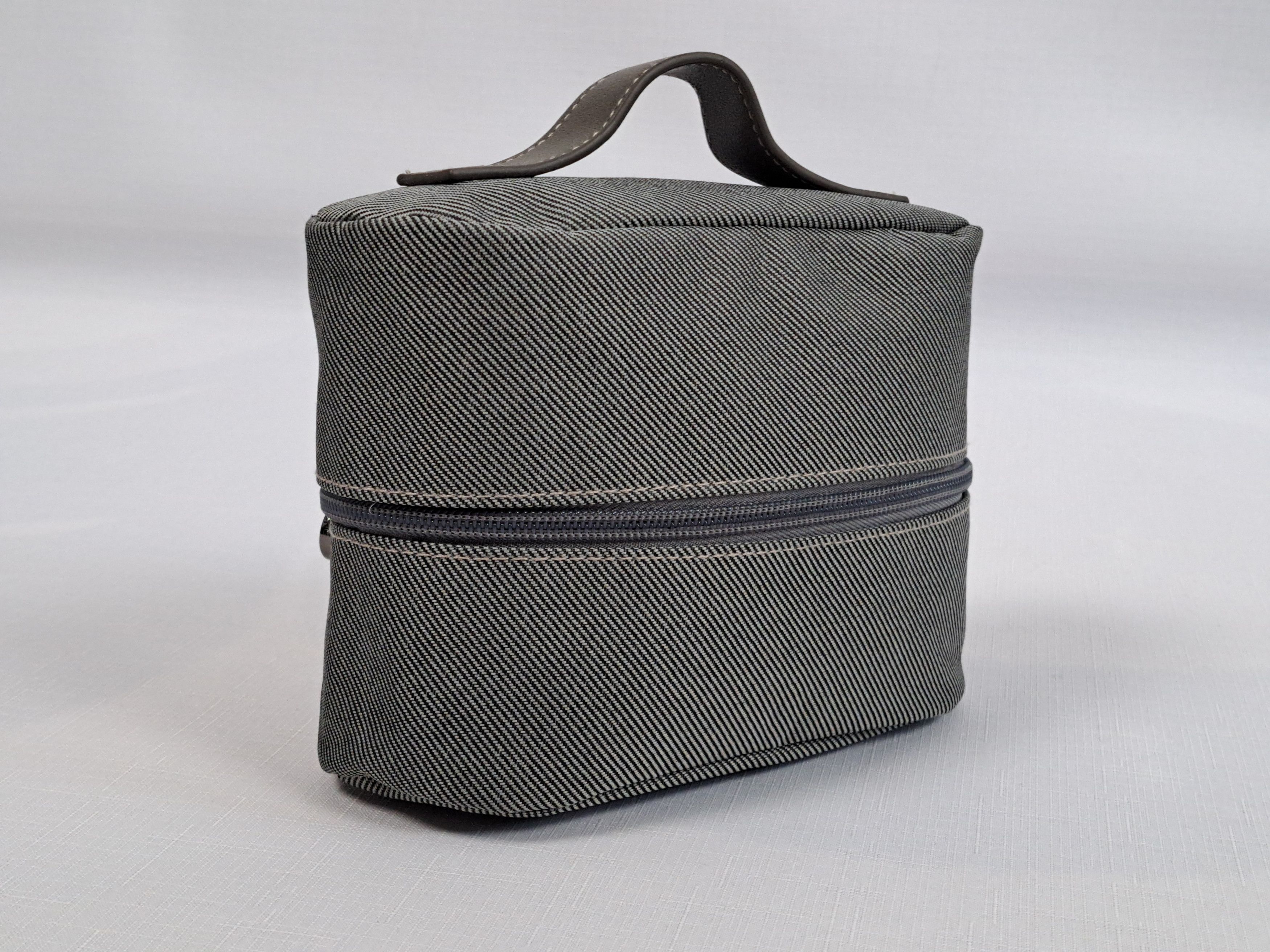 Bvlgari Bvlgari cosmetic travel/toilet bag. Size ONE SIZE - 1 Thumbnail