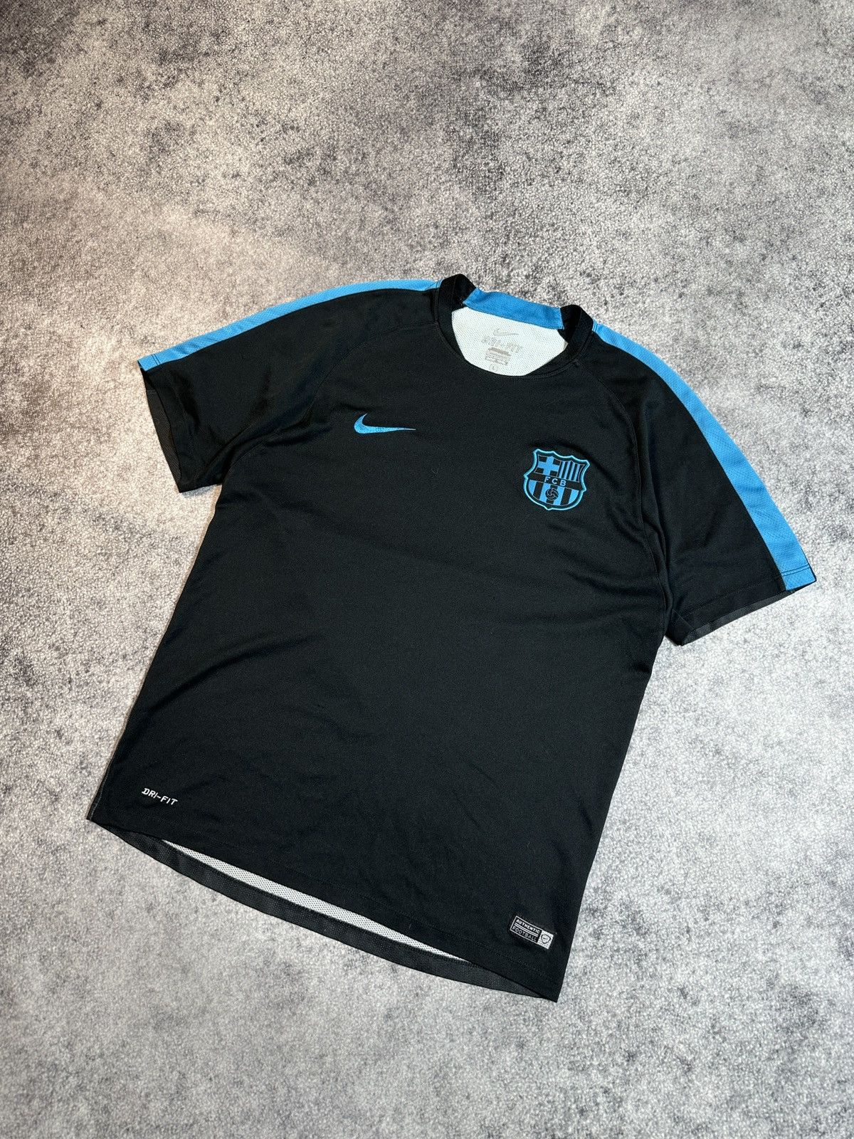 Nike × Vintage Vintage Nike F.C.Barcelona Soccer Jersey Style Rare L USA Size US L / EU 52-54 / 3 - 1 Thumbnail