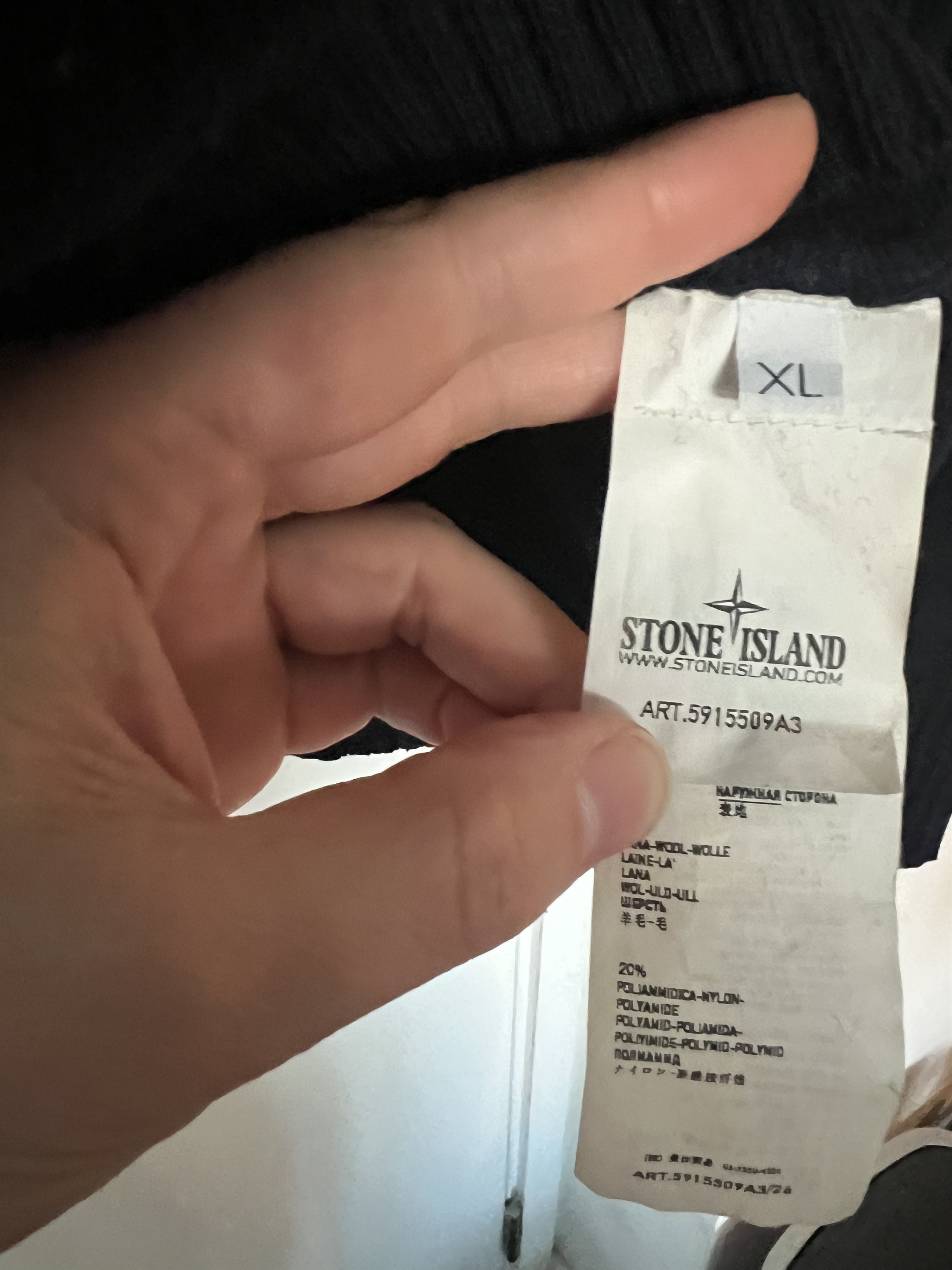 Stone Island Stone Island V-Neck Wool Sweater Size US XL / EU 56 / 4 - 5 Thumbnail
