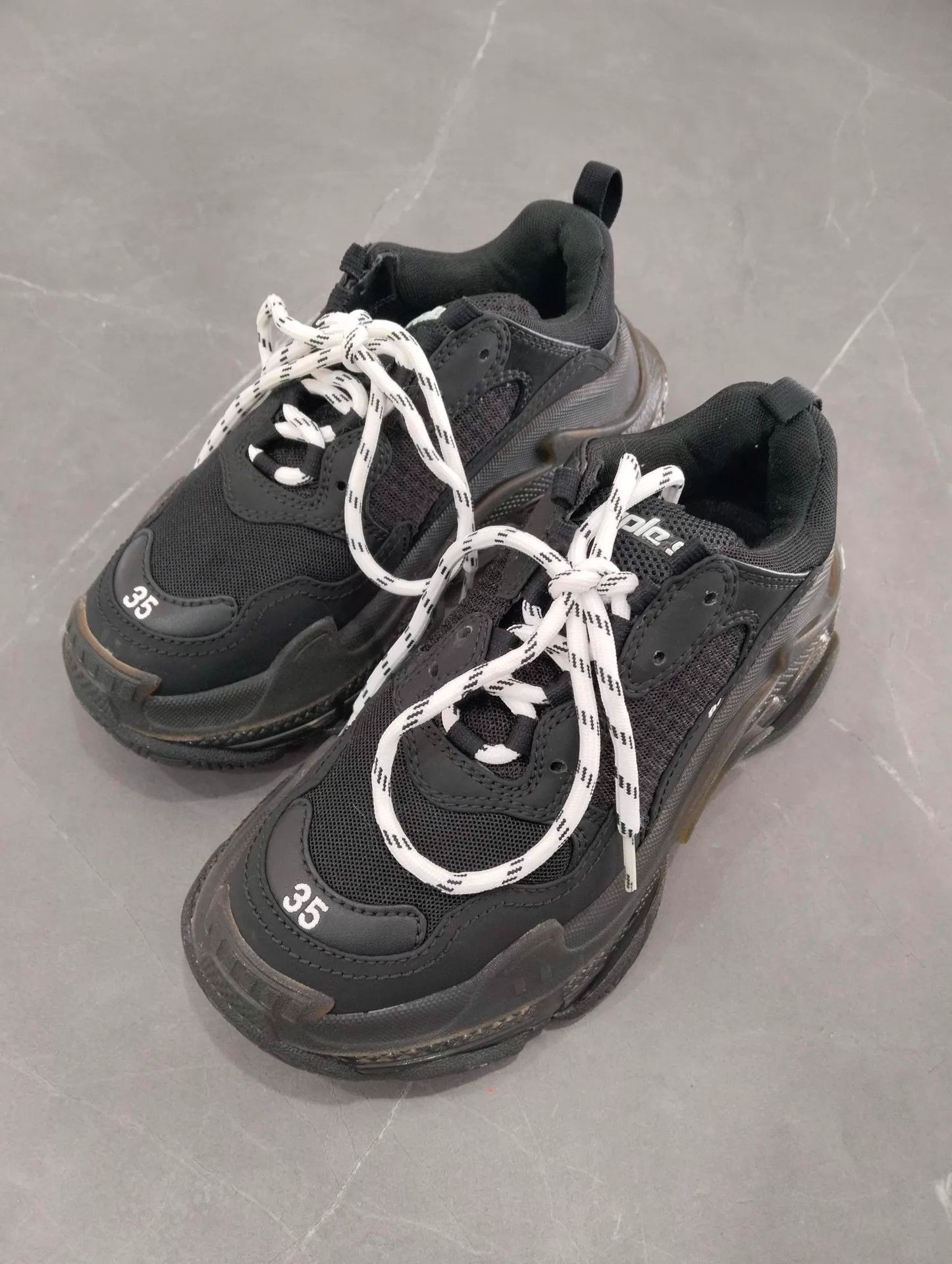Balenciaga Balenciaga Triple S Black 35 EU Size US 5 / IT 35 - 1 Thumbnail