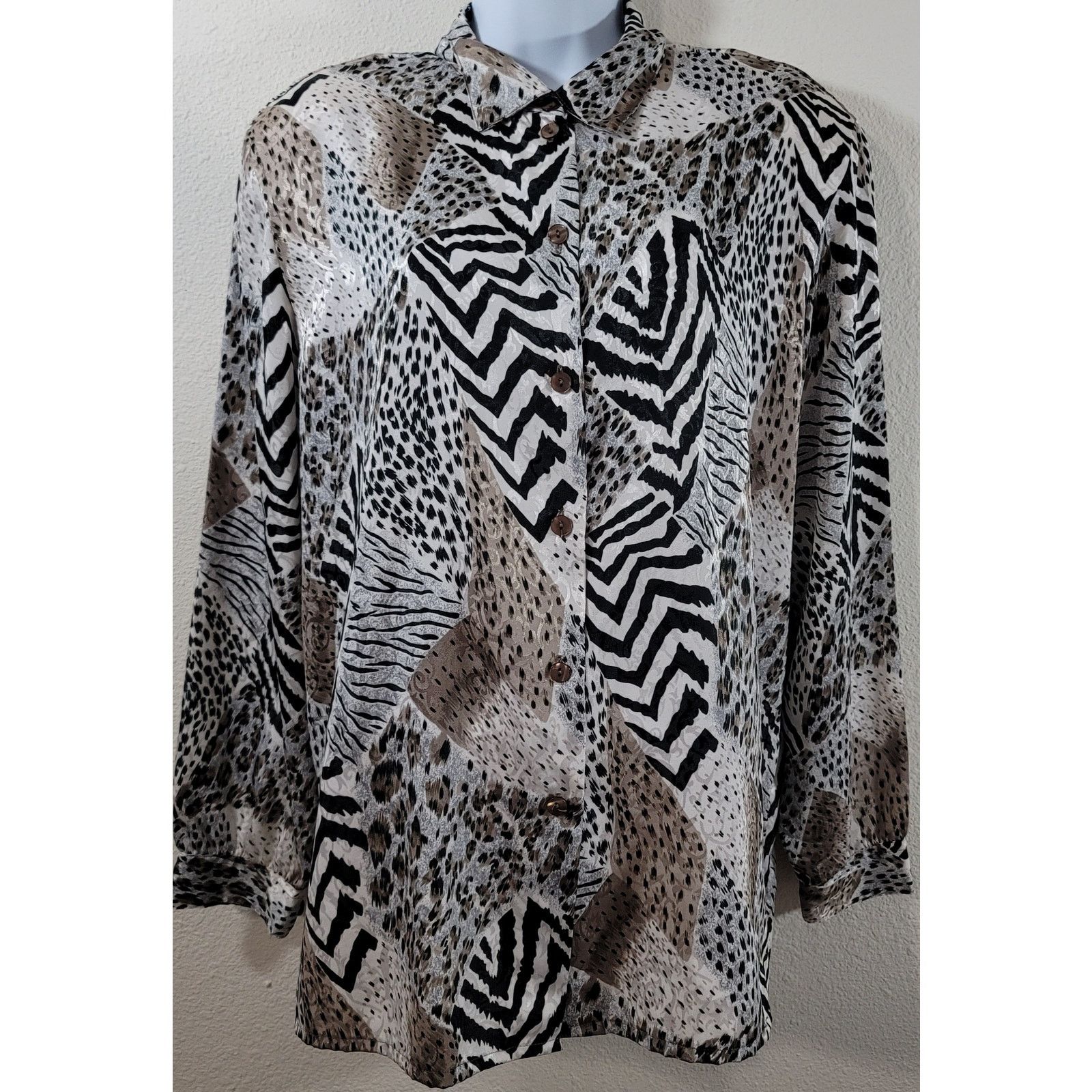 Other Tan Jay Gold Black White Multi Animal Print Button Up Top 16 Size XXL / US 16-18 / IT 52-54 - 1 Thumbnail