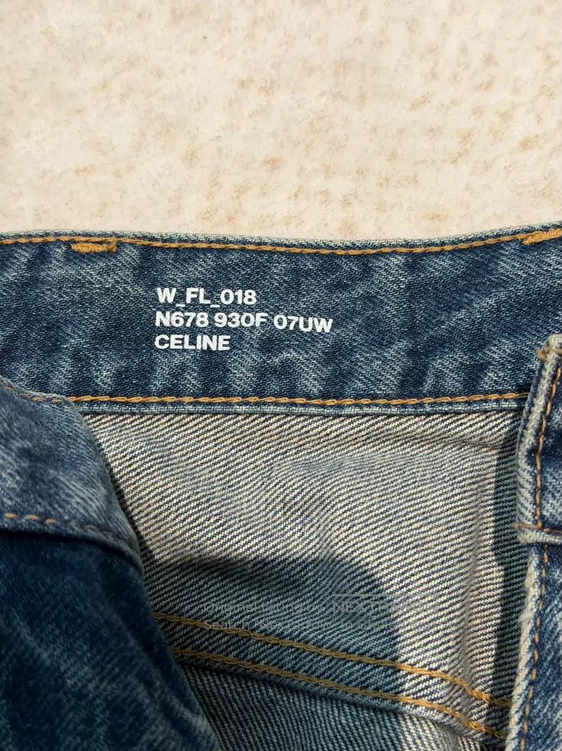 Celine CELINE Washed Mid-Rise Denim Jeans Size US 29 - 3 Thumbnail