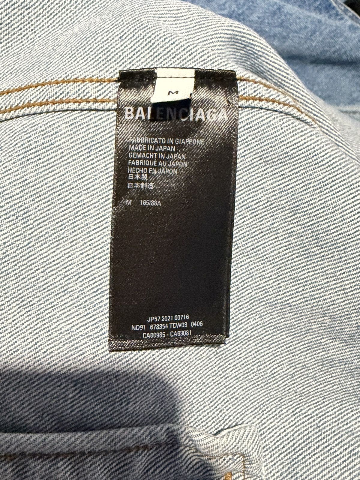 Balenciaga BALENCIAGA 22SS Paint Spray Denim Jacket SZ MEDIUM Size US M / EU 48-50 / 2 - 3 Thumbnail