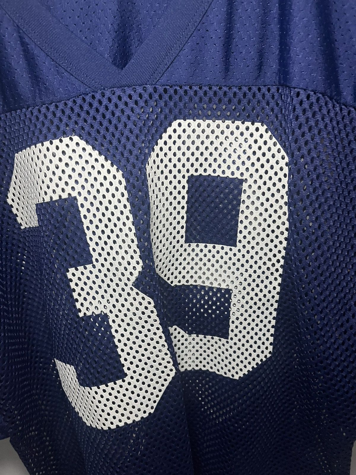 Russell Athletic Vintage Russell athletics Jersey Navy and Yellow size L Size US L / EU 52-54 / 3 - 3 Thumbnail