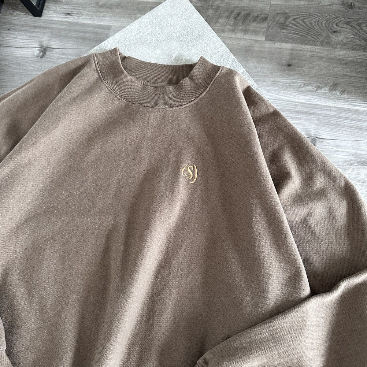 Stockholm Surfboard Club Stockholm Surfboard Club Heavyweight Small logo sweatshirt Size US XL / EU 56 / 4 - 2 Thumbnail