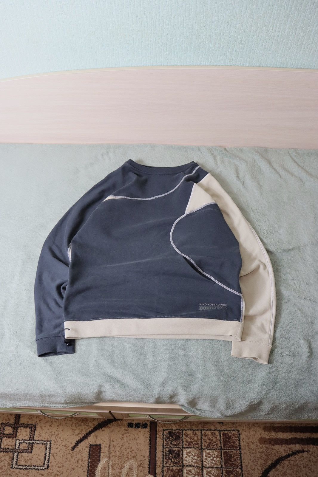 Asics × Kiko Kostadinov Kiko Kostadinov x ASICS 2020 Sweatshirt Beige/Navy Size US M / EU 48-50 / 2 - 9 Thumbnail