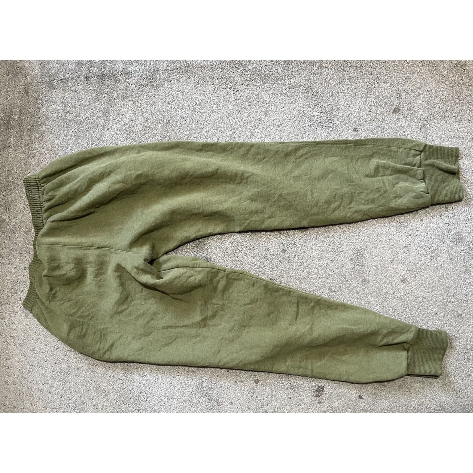 Champion Champion Sweatpants Men’s Medium Authentic Straight Pocket Logo Green Cotton Pants Regular Slit Pocket Logo Football Sports Modern Mens Size US 31 - 3 Thumbnail