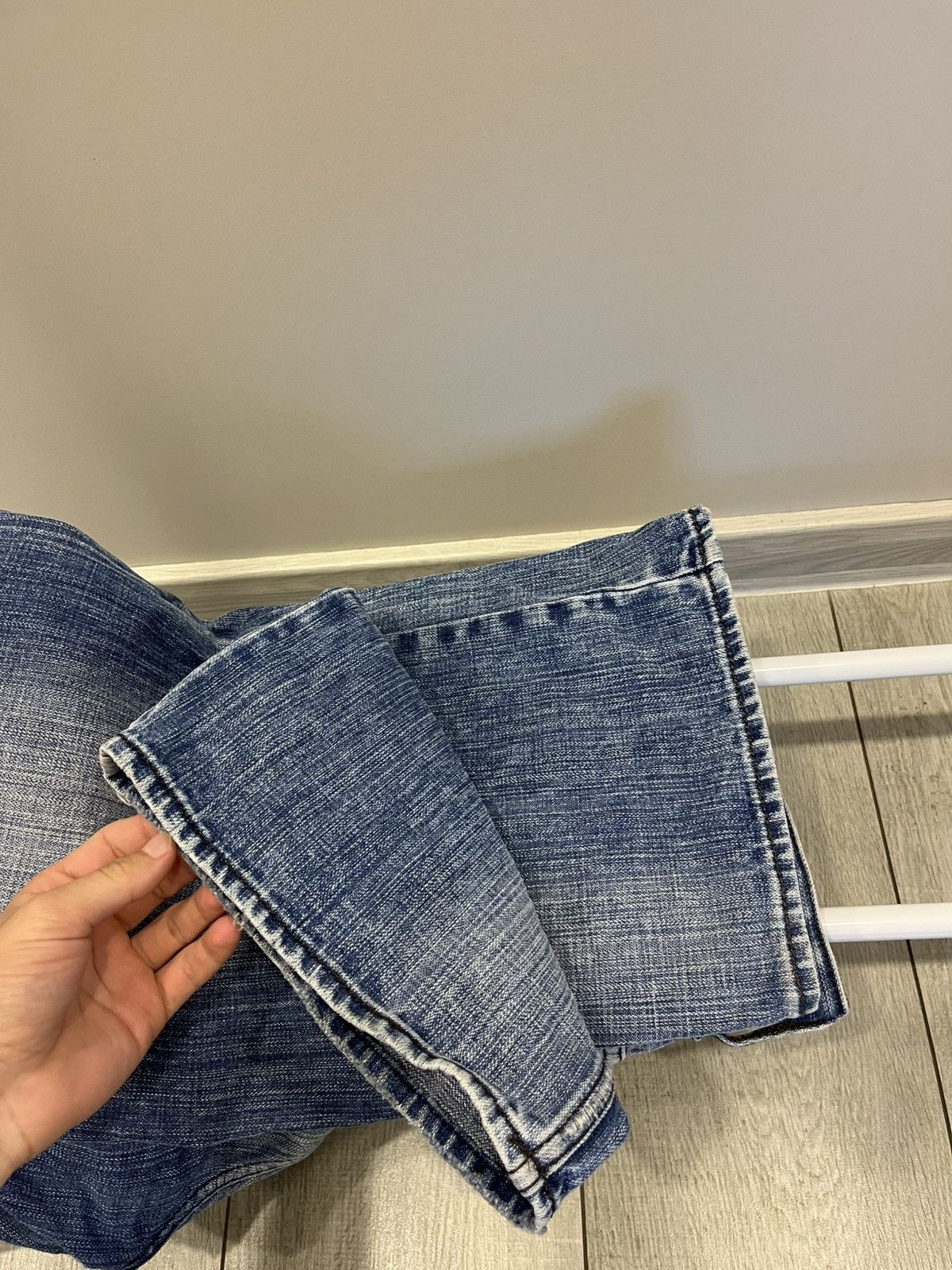Guess Vintage 90s Guess Jeans Light Wash Straight Leg Denim Jeans Size US 36 / EU 52 - 6 Thumbnail