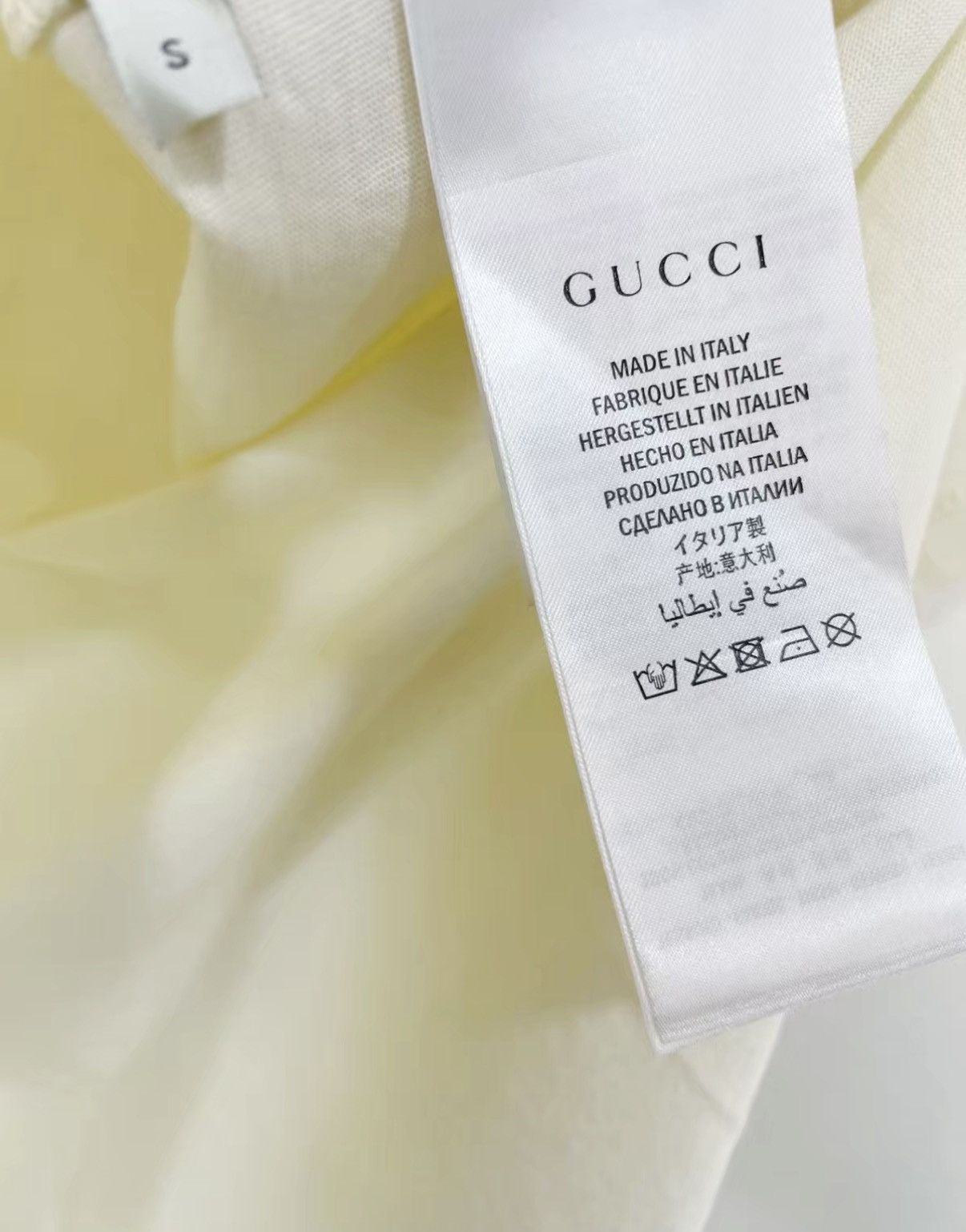 Gucci GUCCI 100% Cotton Short Sleeve T-shirt J30 Size US S / EU 44-46 / 1 - 5 Thumbnail