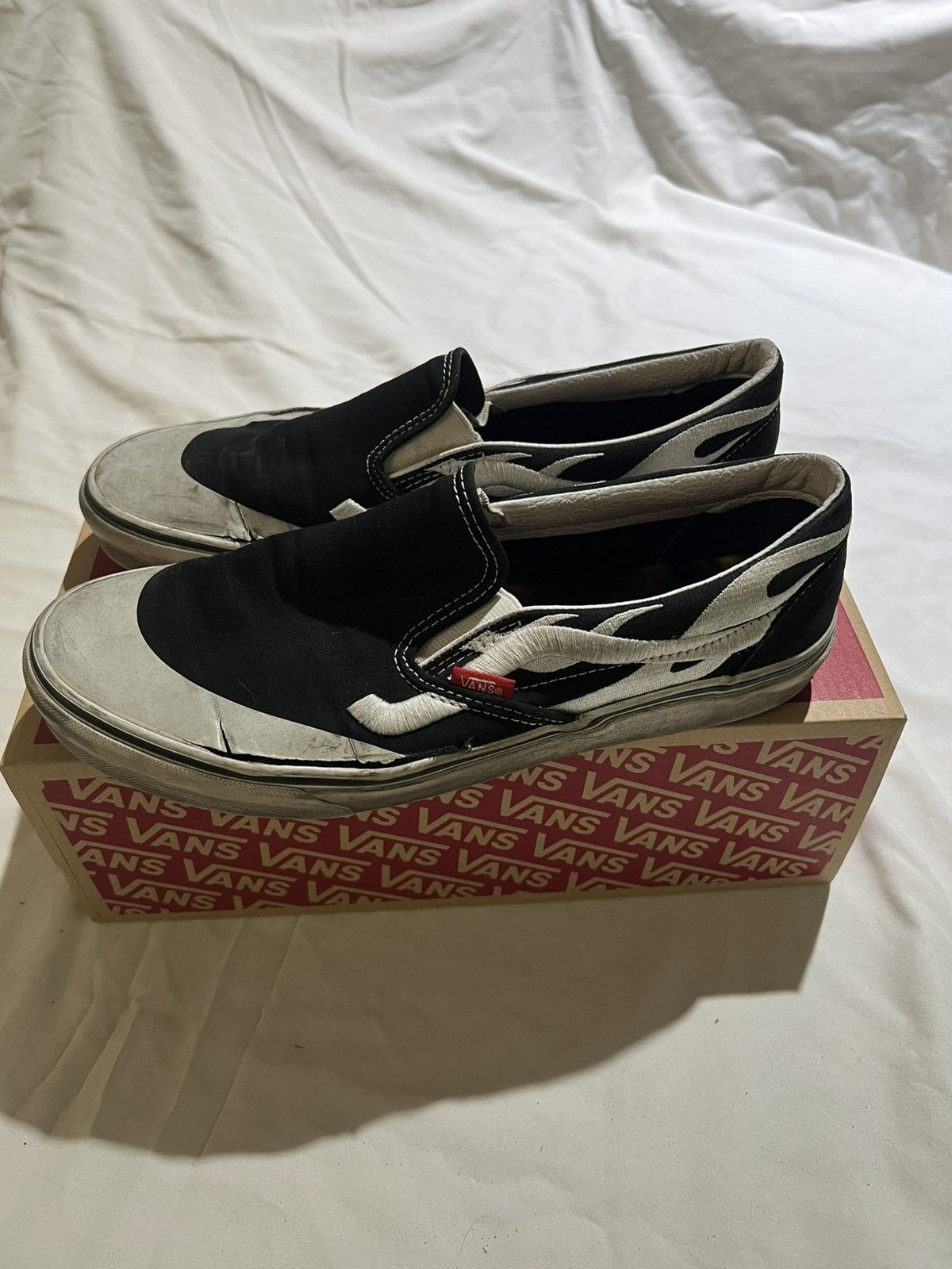Vans Vans x ASAP Worldwide Classic Slip On Size US 10.5 / EU 43-44 - 3 Thumbnail