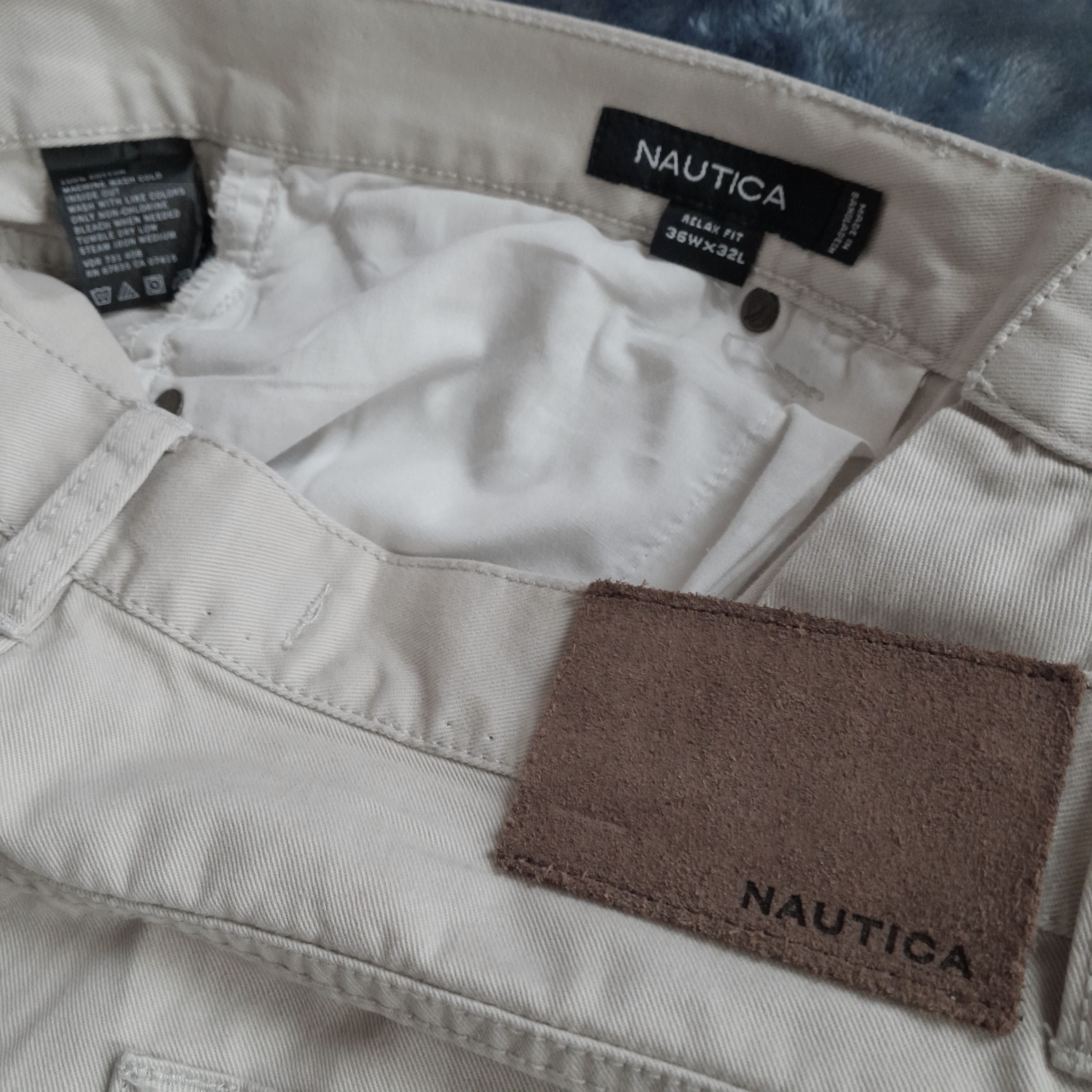 Nautica NAUTICA MEN'S STRETCH SOFT TWILL CLASSIC FIT KHAKI PANTS Size US 36 / EU 52 - 5 Thumbnail