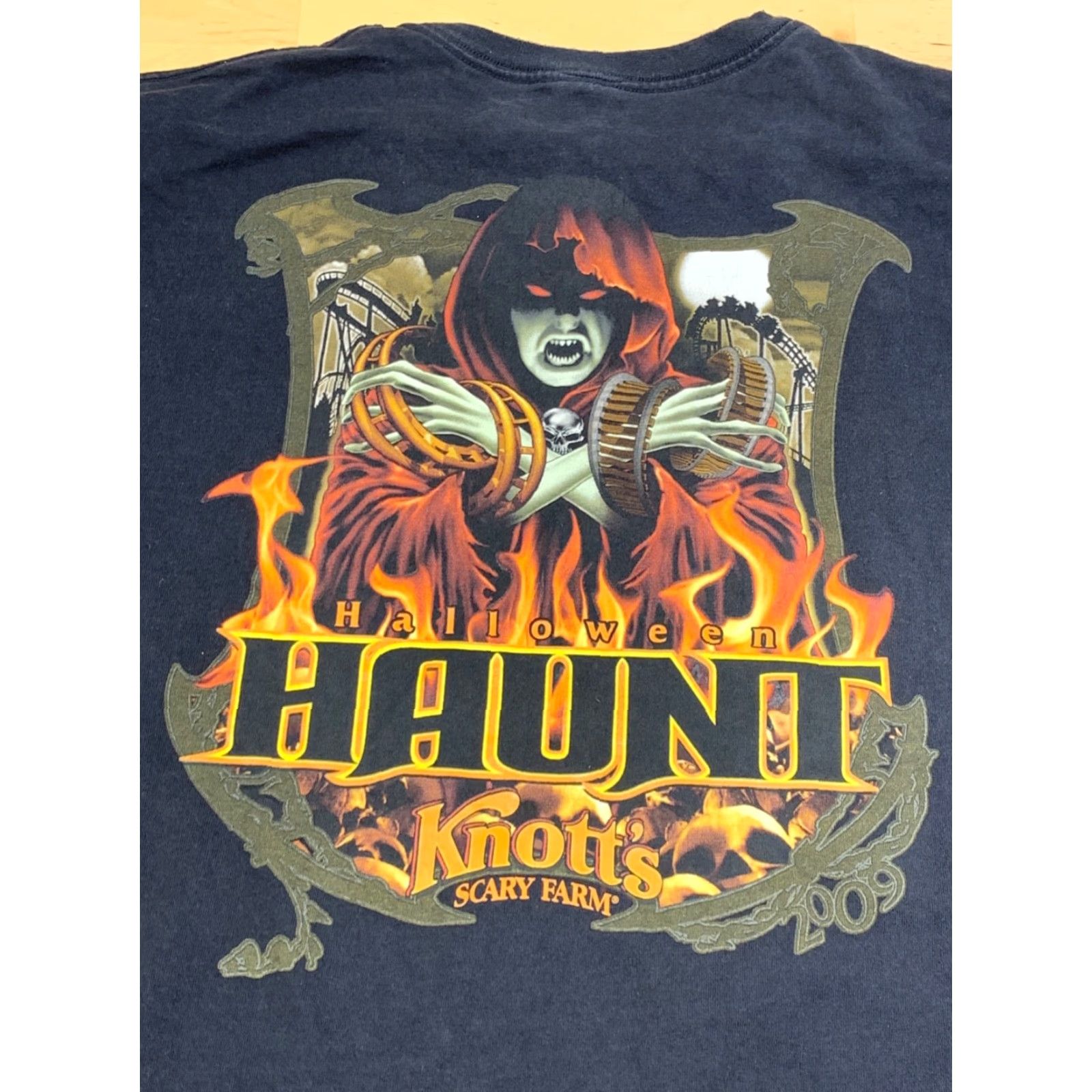 Delta VINTAGE Knotts Scary Farm Halloween Haunt Shirt Mens 2XL Black Horror 11887 Size US XXL / EU 58 / 5 - 2 Thumbnail