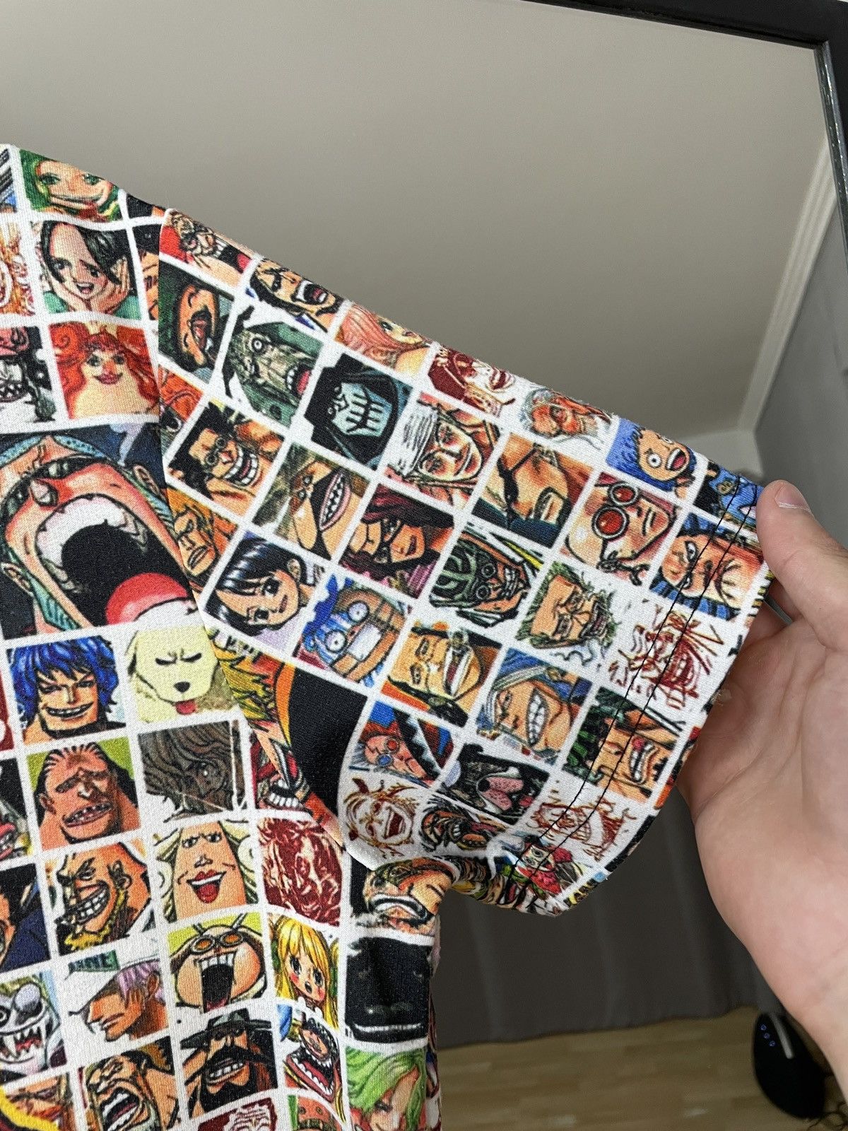 Anime ONE PIECE AOP × SHANKS x battle of marineford x fan bbotlegg Size US M / EU 48-50 / 2 - 7 Thumbnail