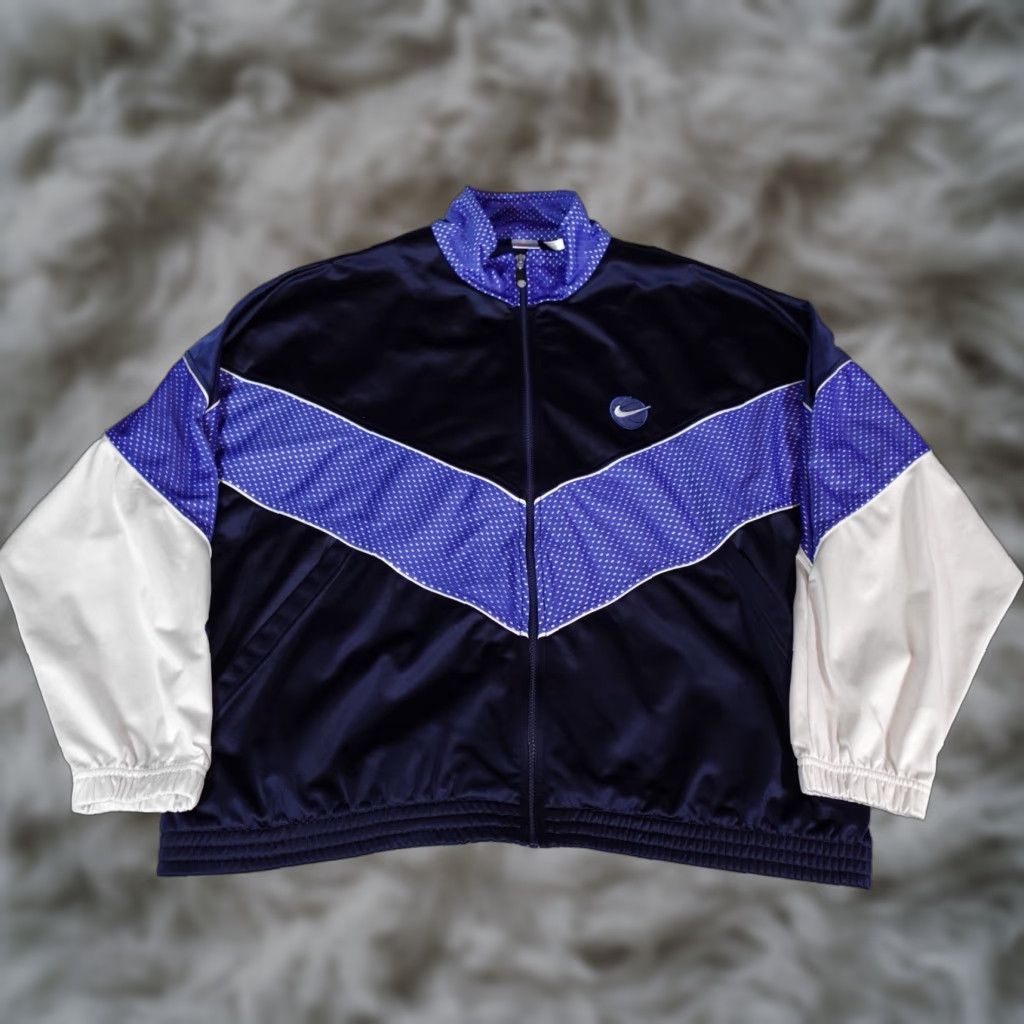 Nike VINTAGE Nike Track Jacket Mens 2XL Blue 90s Basketball Boxy Fit Full Zip Mens XL (Fits 2XL) Size US XXL / EU 58 / 5 - 1 Thumbnail