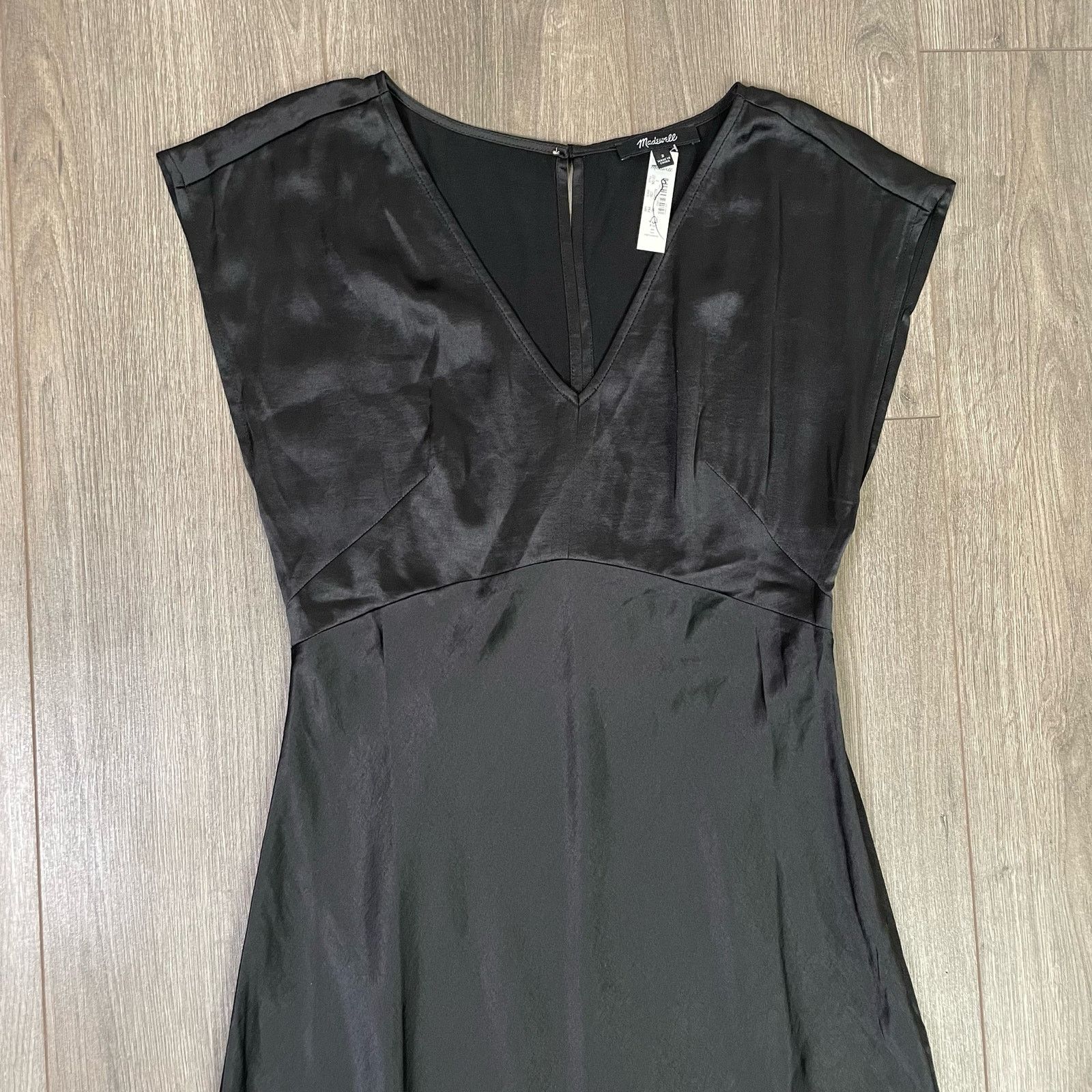 Madewell Madewell Belinda Wide V Neck Midi Side Slit Dress US Women 2 Size XS / US 0-2 / IT 36-38 - 2 Thumbnail