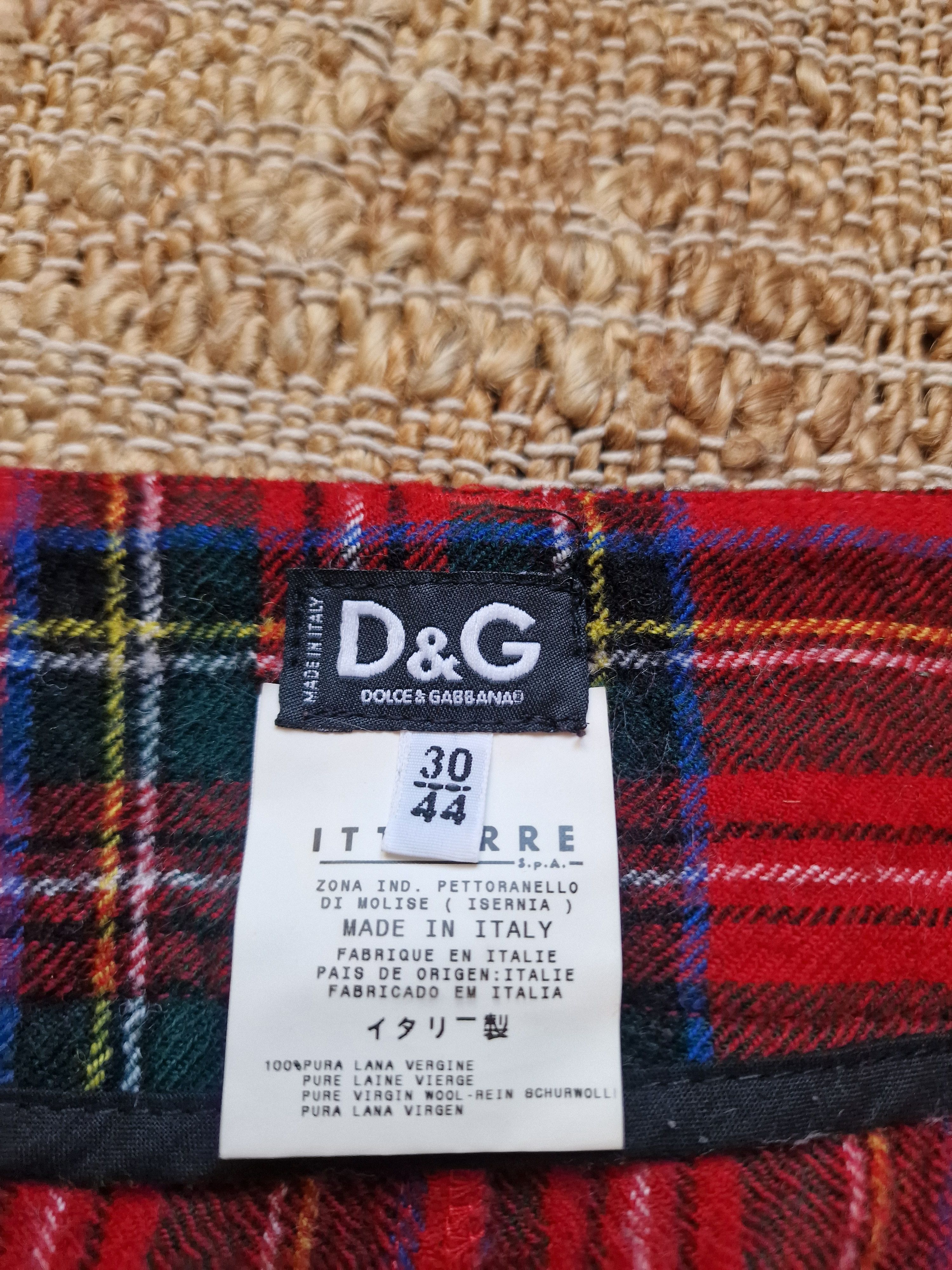 Dolce & Gabbana D&G Dolce and Gabbana Tartan School Girl Wool Skirt Size 30" / US 8 / IT 44 - 12 Thumbnail