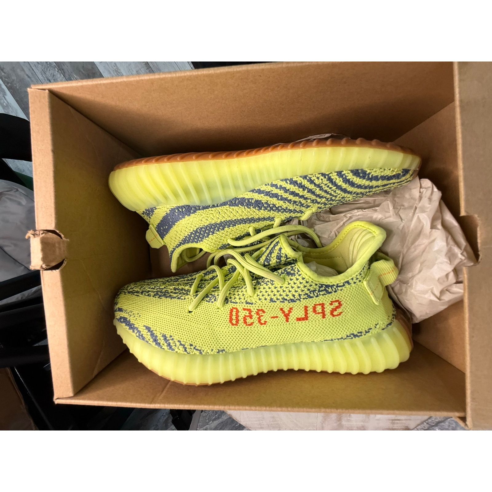 Yeezy Adidas Yeezy Boost 350 V2 Semi Frozen Yellow Size 7 Size US 7 / EU 40 - 11 Thumbnail