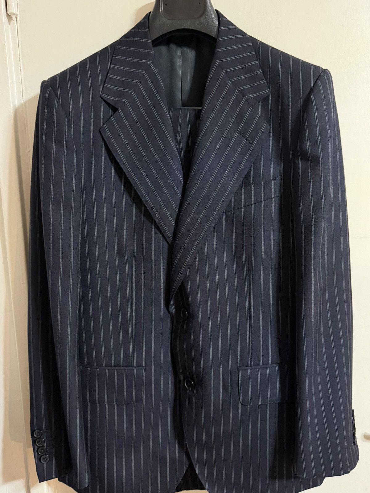 HUSBANDS SINGLE-BREASTED SUIT NAVY WITH LIGHT GREY PINSTRIPES Size 52R - 1 Thumbnail