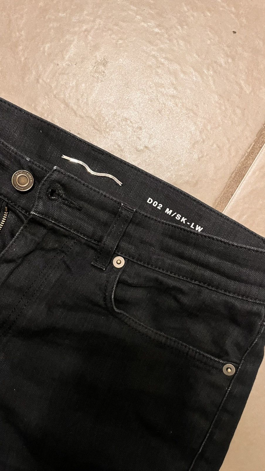 Yves Saint Laurent Ysl D02 unaltered Size US 28 / EU 44 - 3 Thumbnail