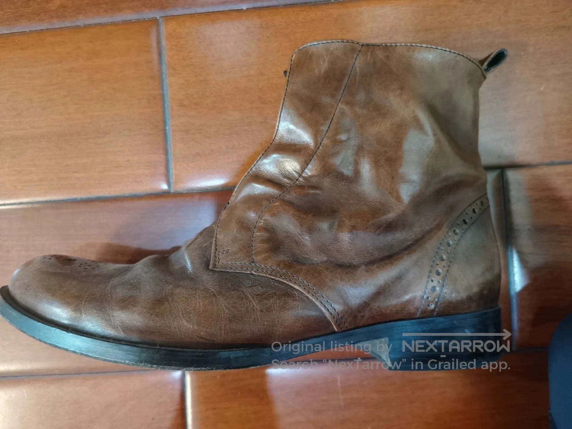 Japanese Brand embossed leather zip. Size US 8 / EU 41 - 4 Thumbnail