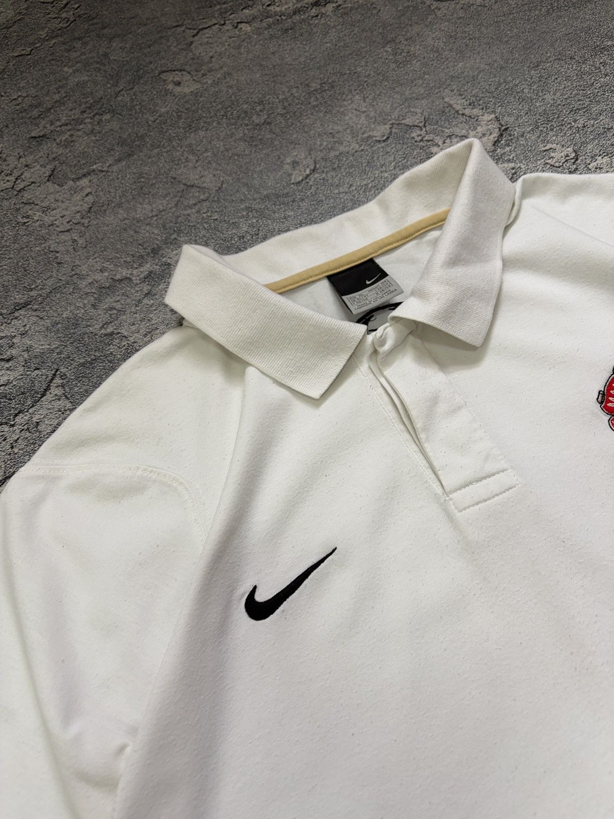 Nike Vintage 2005 Manchester United Nike Shirt XL Red Devils Top Size US XL / EU 56 / 4 - 16 Thumbnail