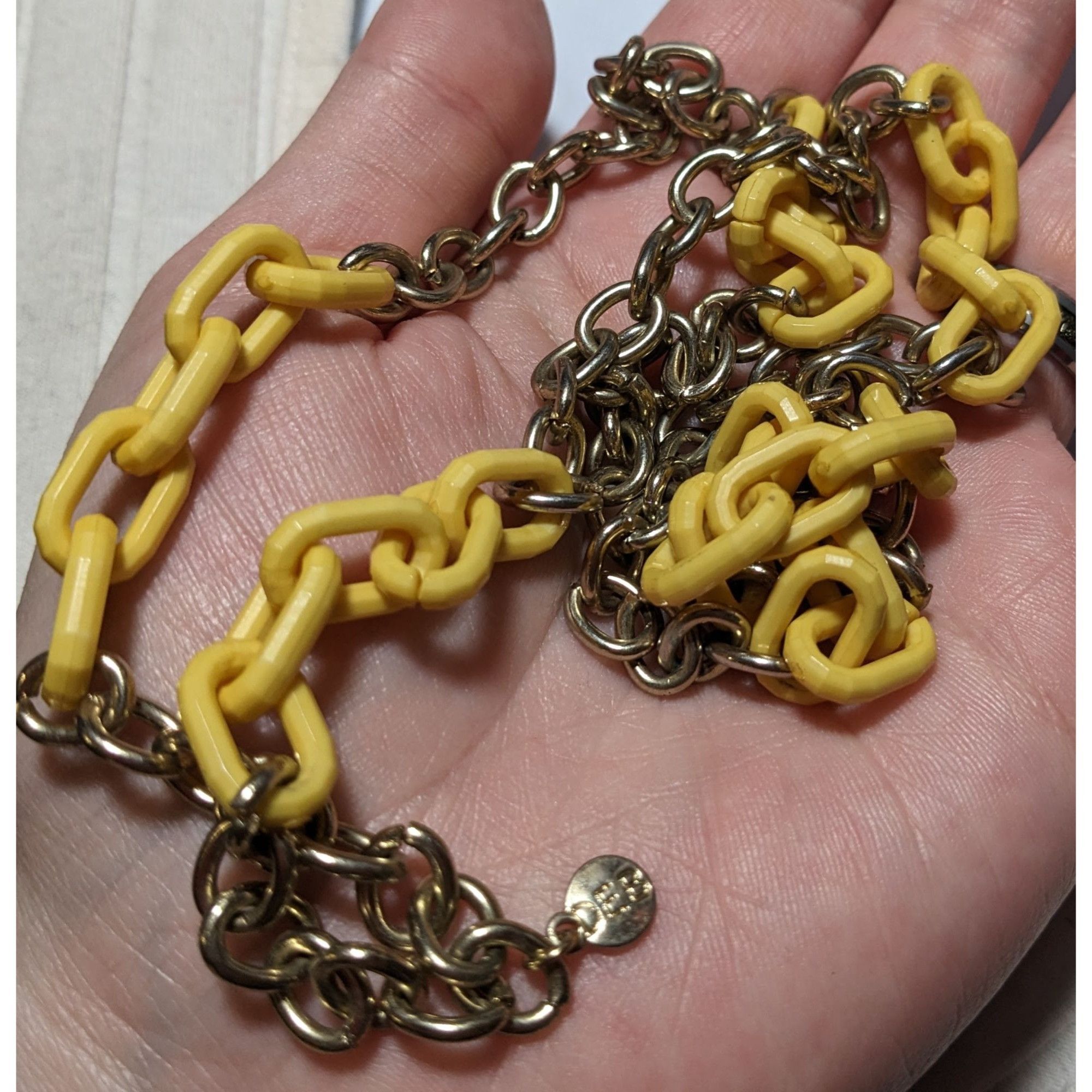 Other Vintage DEB Signed Yellow And Silver Link Necklace Size ONE SIZE - 5 Thumbnail