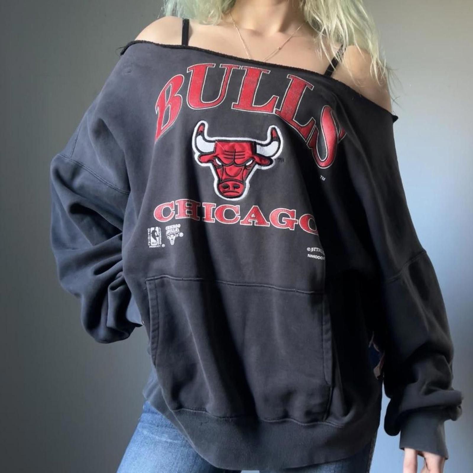 Nutmeg Chicago Bulls off the shoulder sweatshirt Size XL / US 12-14 / IT 48-50 - 7 Thumbnail