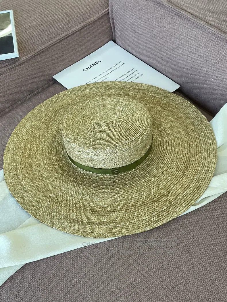 Chanel Chanel Green webbing large wide-brimmed straw hat Size ONE SIZE - 1 Thumbnail