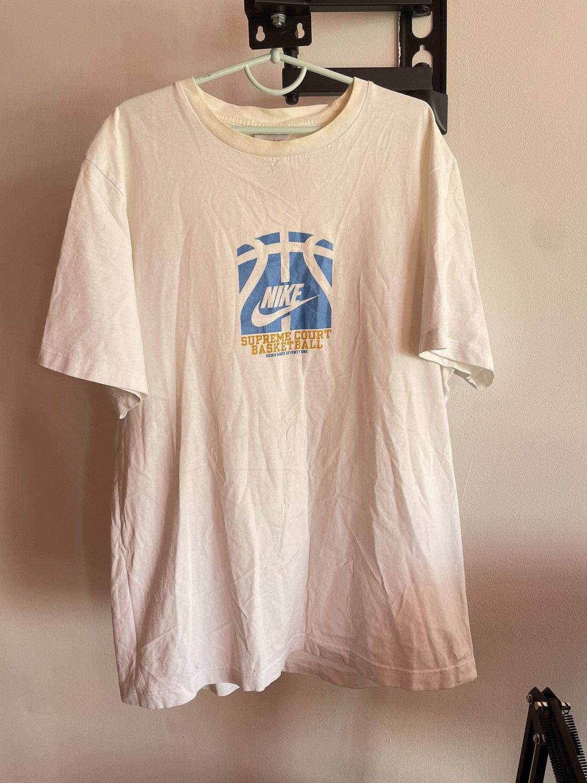 Nike Vintage Nike Supreme Court Basketball Y2K Streetwear Tee Size US M / EU 48-50 / 2 - 1 Thumbnail