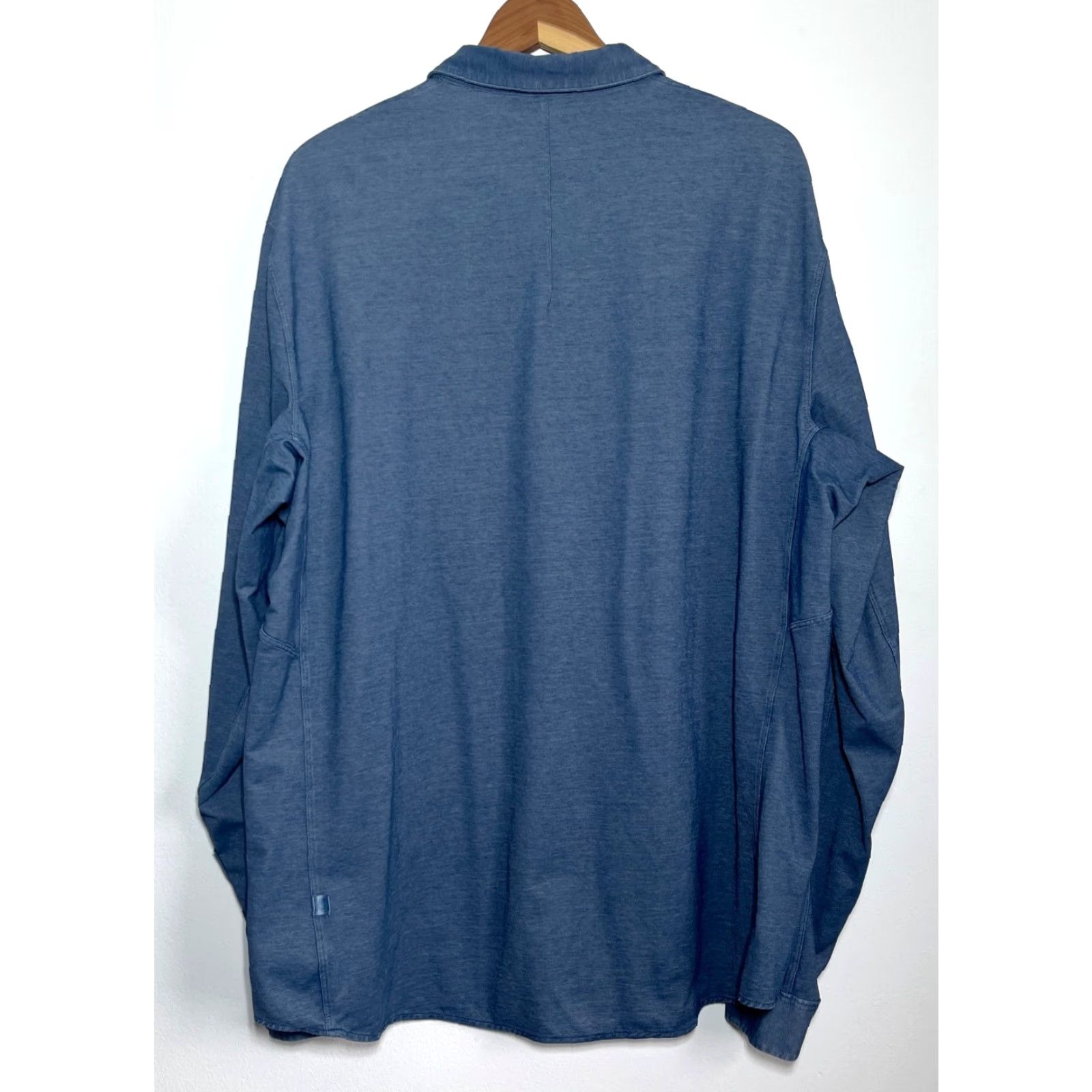 Lululemon Lululemon Men's Long Sleeve Shirt Blue XL/2XL Button-Up, Classic, Casual, Regular Fit, Breathable, All Seasons Size US XL / EU 56 / 4 - 2 Thumbnail