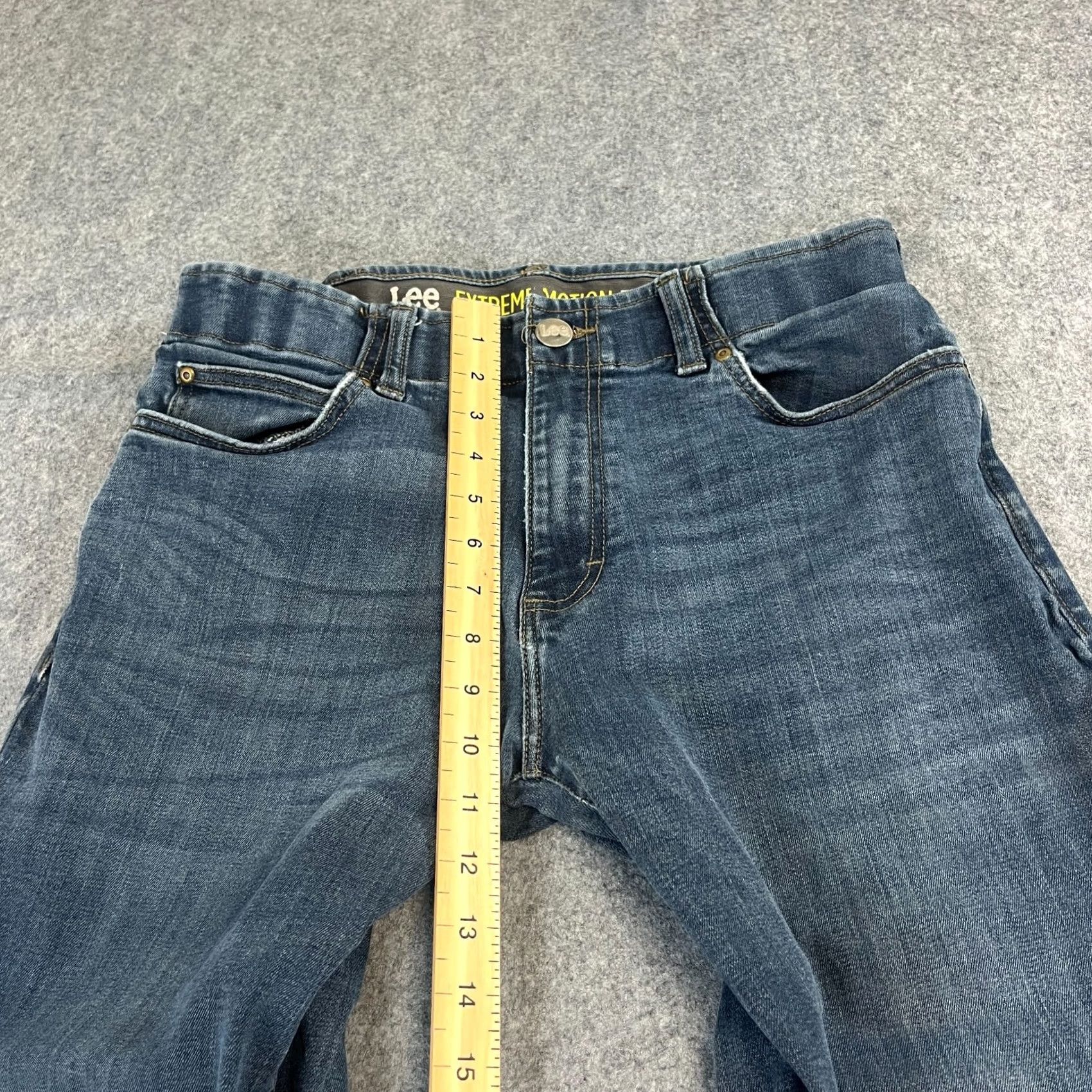 Lee Lee MVP Jeans Straight Regular 32x32 Denim Blue 5-Pocket Mens Waist 32 Regular Fit Cotton Leather? No, Accents: Button, Logo (Note: avoid adding) Size US 32 / EU 48 - 5 Thumbnail