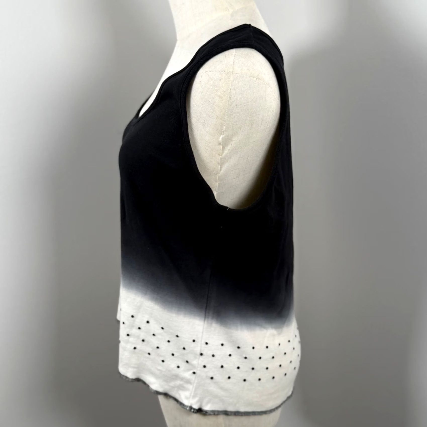 Vintage EUC Calvin Klein Tank Top Black White Ombre Dip-Dye Laser Cut Y2K Girls Womens XL Tank Top Skeptic? Size XL / US 12-14 / IT 48-50 - 2 Thumbnail