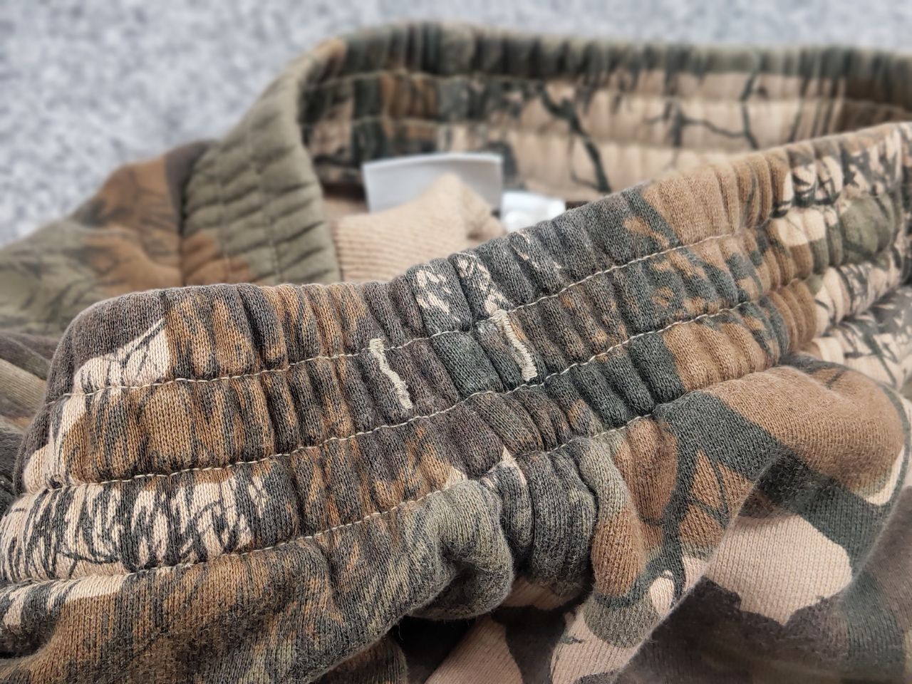 Adidas Adidas Original Realtree Camo casual Short Vintage Y2K Style Size US 32 / EU 48 - 9 Thumbnail
