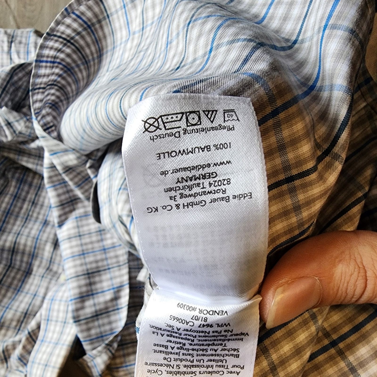 Eddie Bauer Eddie Bauer Relaxed Fit Plaid Button-Up Large Size US L / EU 52-54 / 3 - 8 Thumbnail
