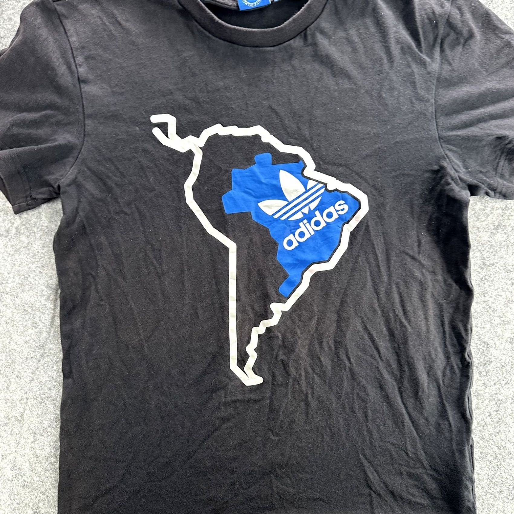 Adidas Adidas Shirt Small Mens Black Blue Trefoil South America Map Graphic Tee Classic Size US S / EU 44-46 / 1 - 3 Thumbnail