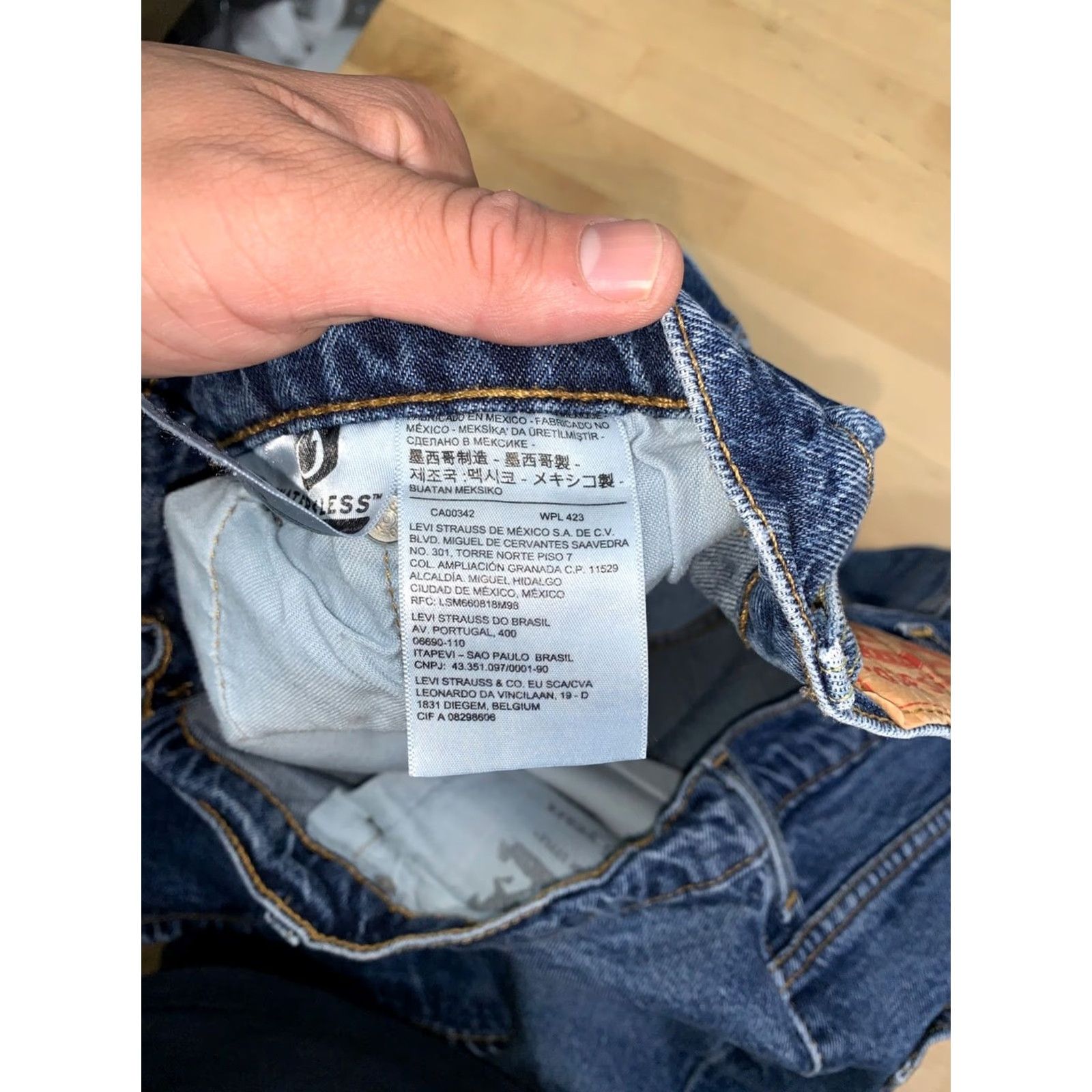 Levi's Levis 569 Jean Shorts Men 42 Blue Loose Skater Y2K 13099 Denim 5-Pocket Jorts Size US 42 / EU 58 - 3 Thumbnail