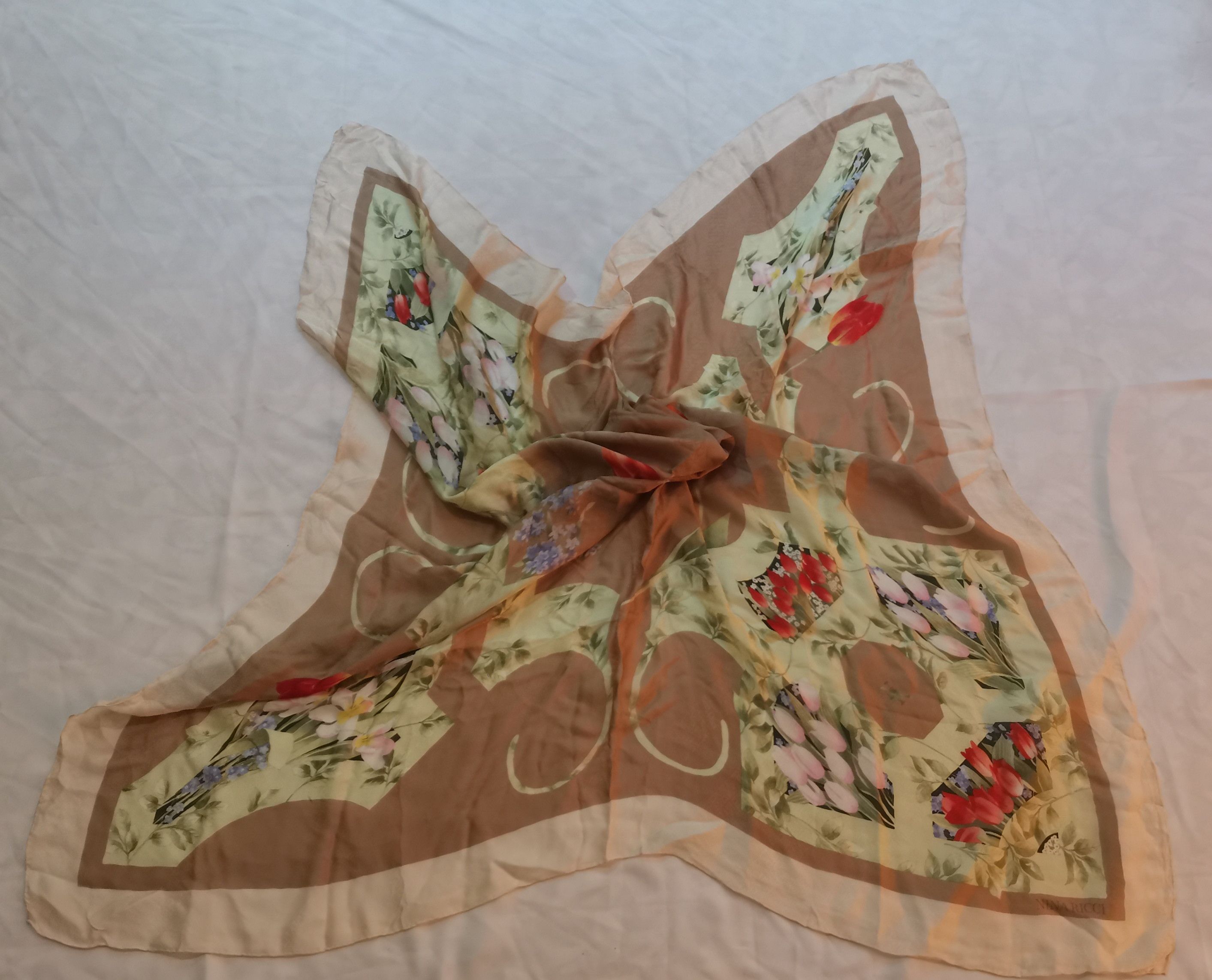 Nina Ricci Rare Nina Ricci scarves nice design Size ONE SIZE - 3 Thumbnail