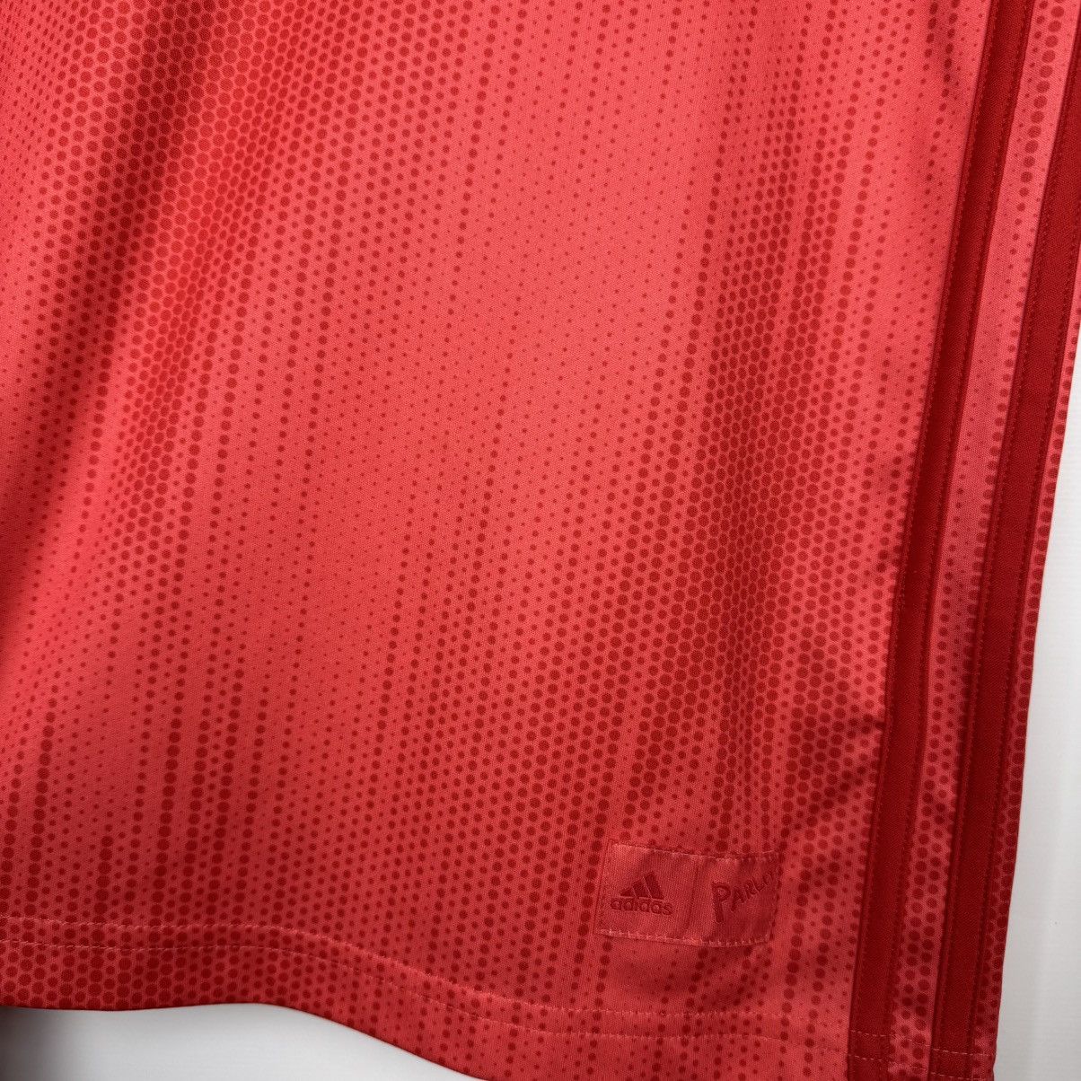 Adidas REAL MADRID 2018 2019 THIRD FOOTBALL SHIRT SOCCER JERSEY Size US M / EU 48-50 / 2 - 12 Thumbnail