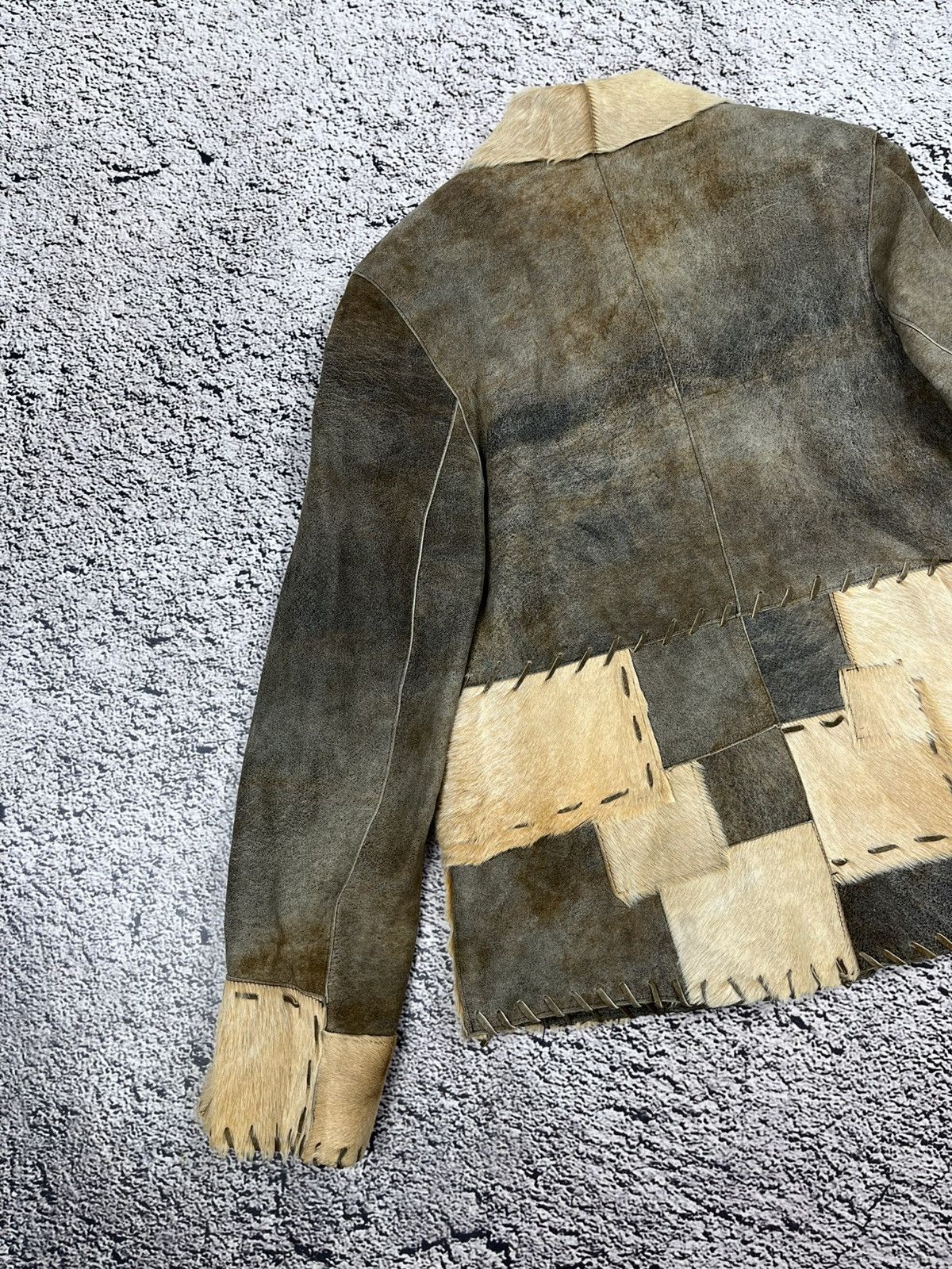 Japanese Brand Vintage Patchwork Suede Cowhide Fur Collar Jacket Size L / US 10 / IT 46 - 7 Thumbnail