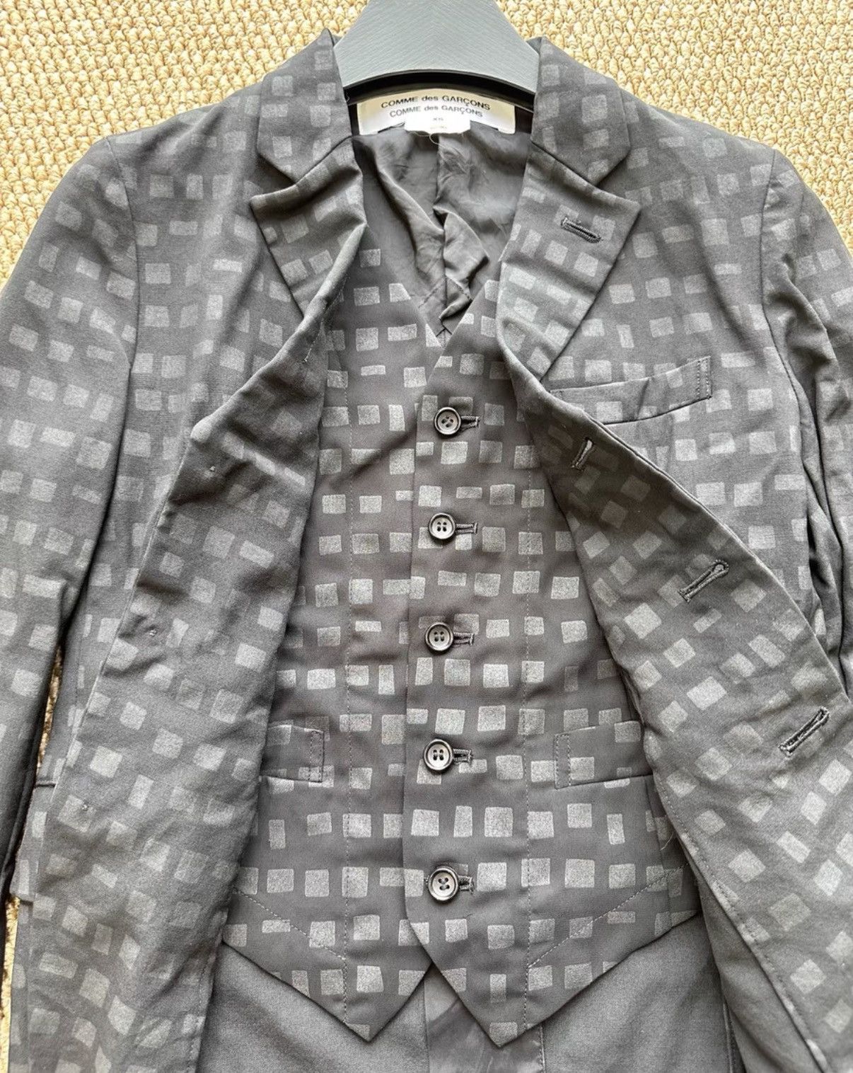 Comme des Garcons COMME des GARÇONS Dark Plaid Fake Two-Piece Blazer K23 Size US XS / EU 42 / 0 - 5 Thumbnail