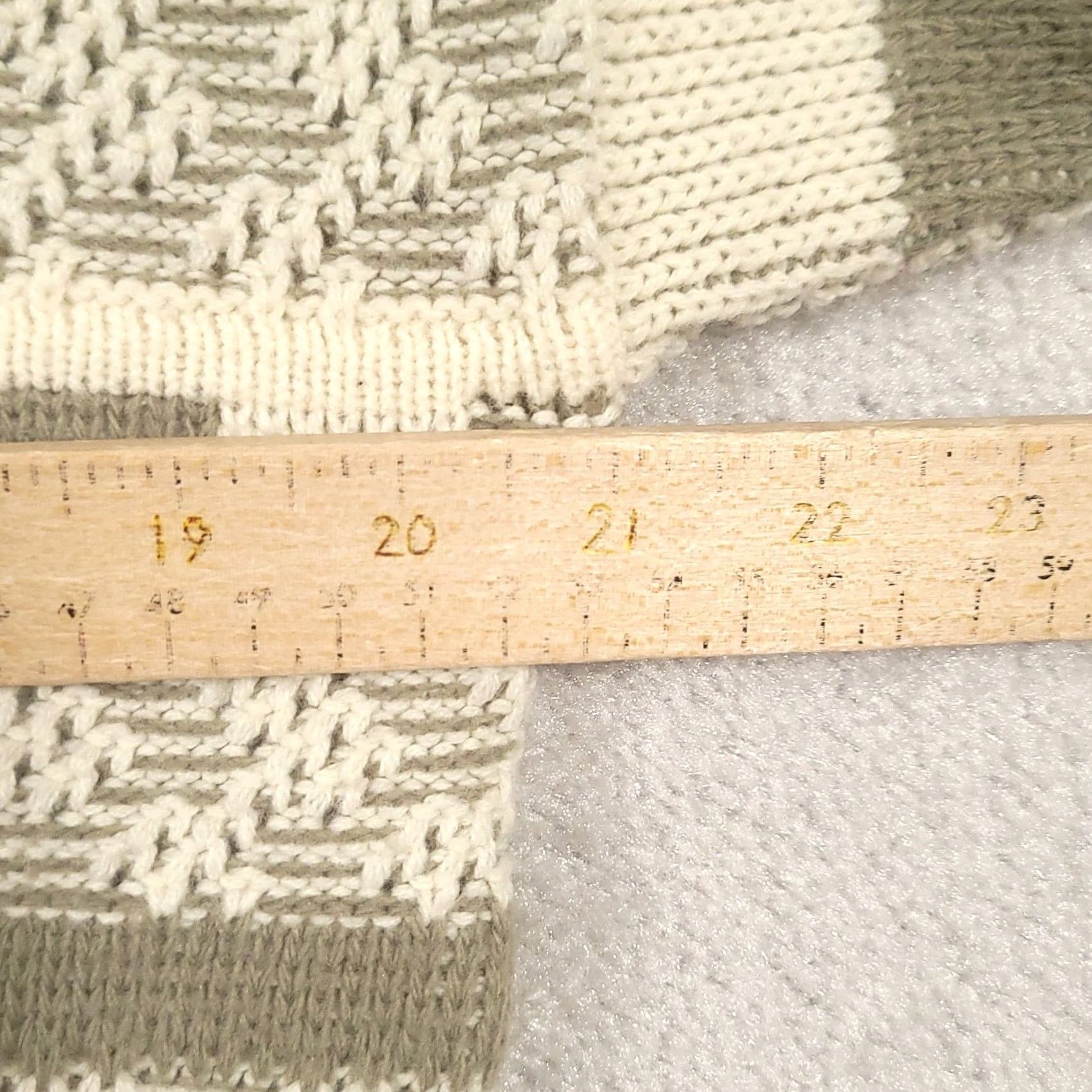 London Fog VINTAGE London Fog Sweater Mens M Wool Beige Geometric Crewneck Pullover 90s Size US L / EU 52-54 / 3 - 4 Thumbnail