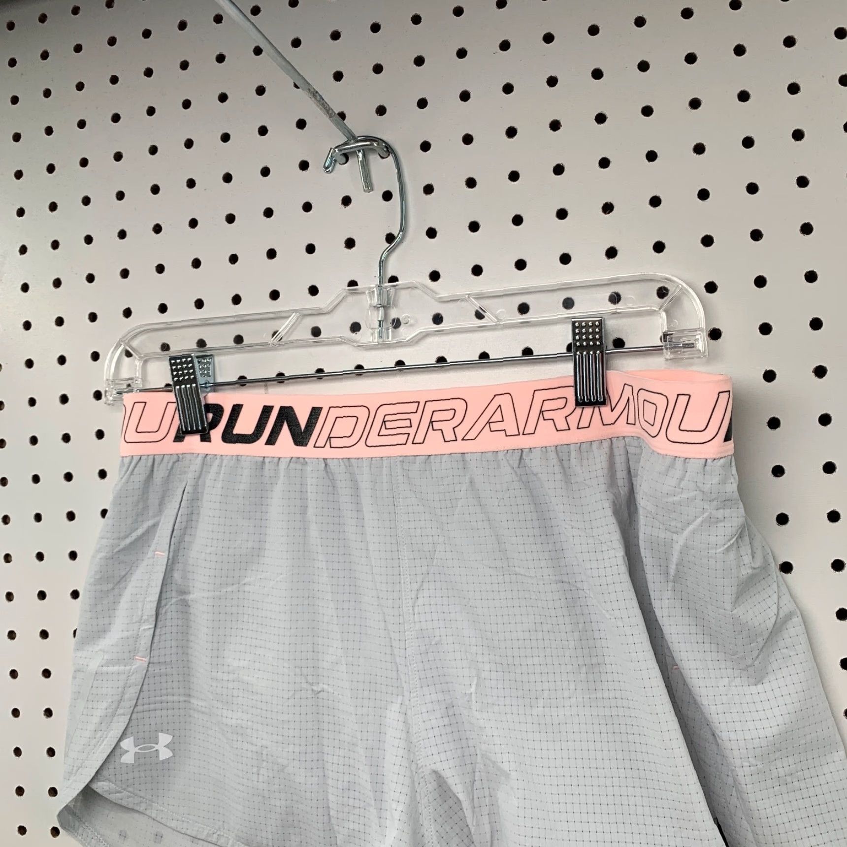 Under Armour VINTAGE Under Armour Women Running Shorts Gray Pink Training Activewear NEW 5 Size 32" / US 10 / IT 46 - 6 Thumbnail