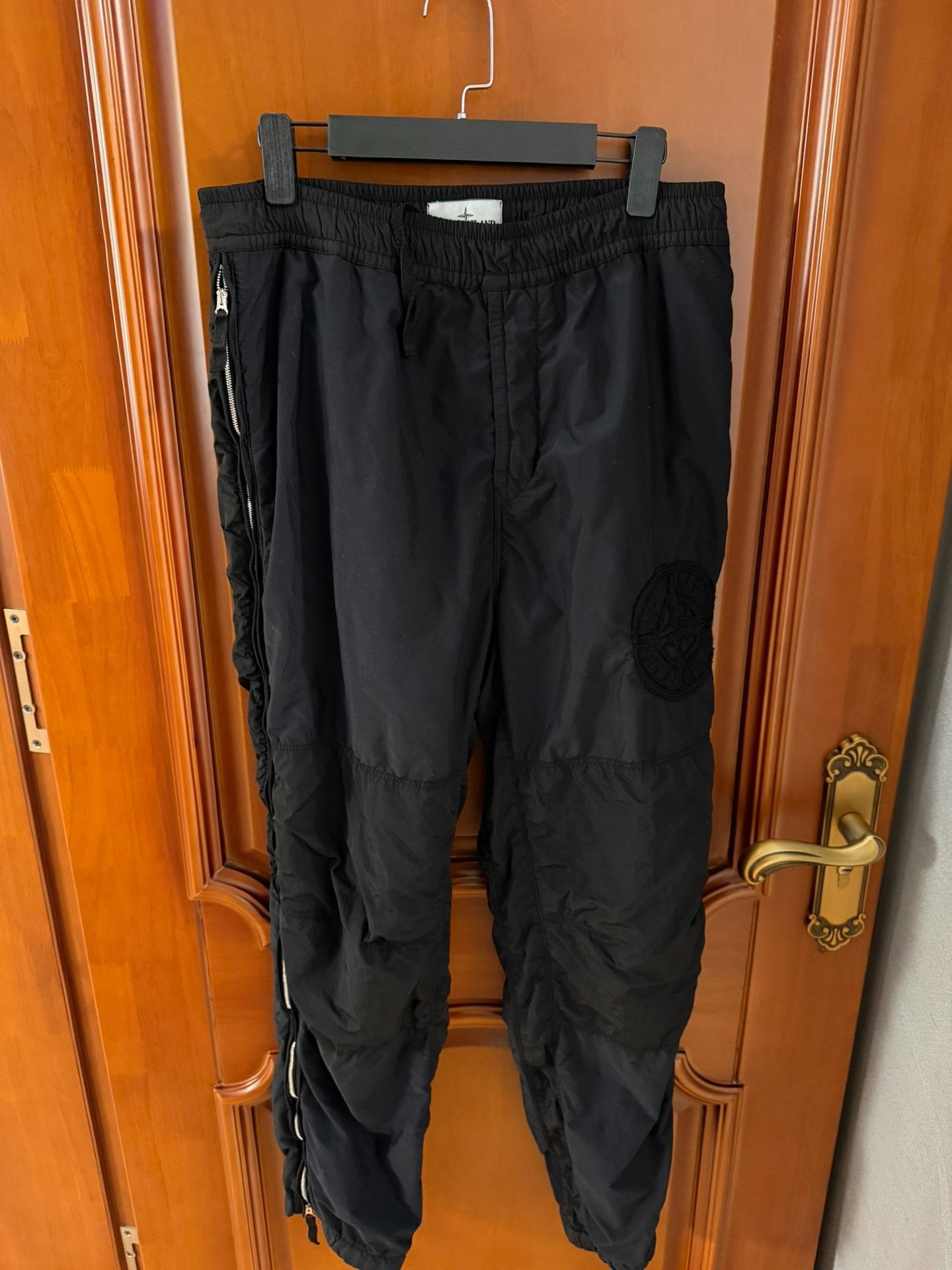 Stone Island Stone Island Black Compass Patch Casual Pants W30 Size US 30 / EU 46 - 1 Thumbnail