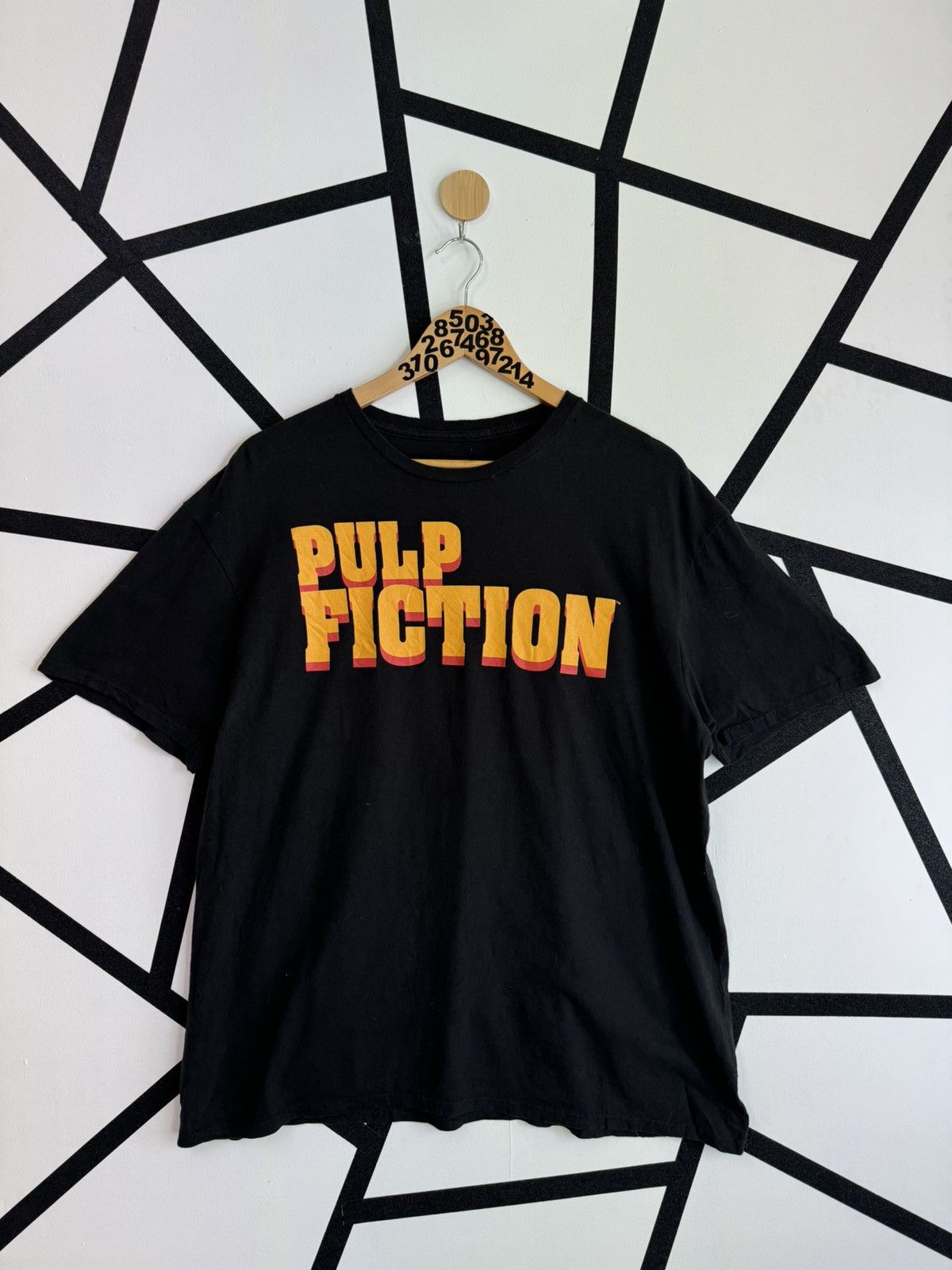 Band Tees Vintage Movie Pulp Fiction 2020 Tee Size US XL / EU 56 / 4 - 1 Thumbnail