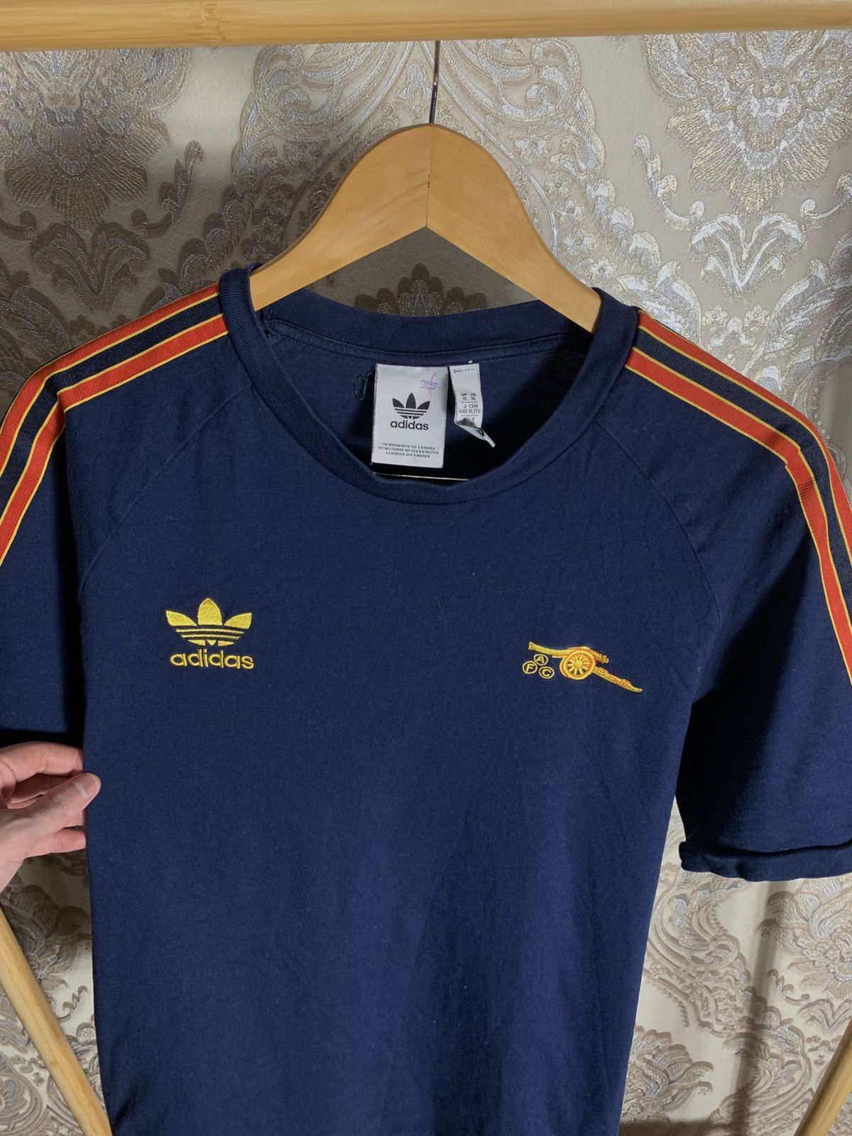 Adidas VINTAGE ADIDAS FC ARSENAL LONDON ENGLAND SOCCER JERSEY Y2K Size US XL / EU 56 / 4 - 2 Thumbnail