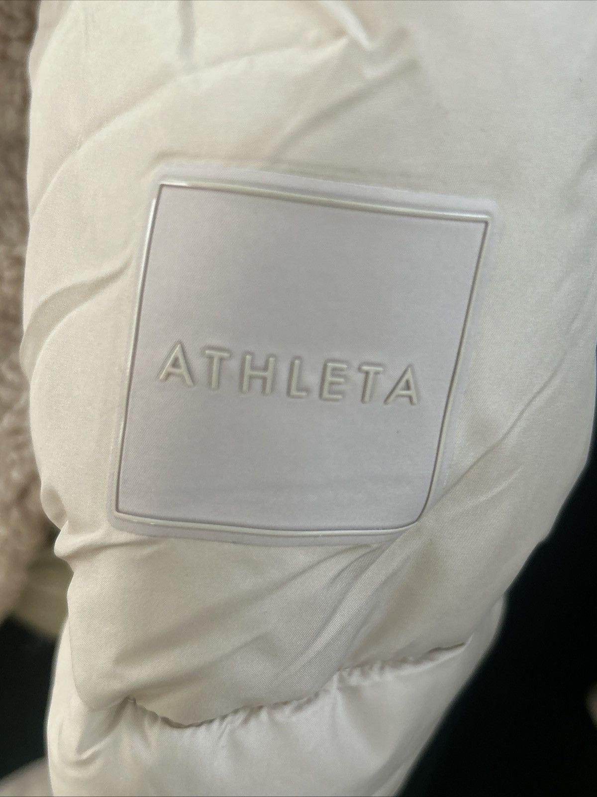 Athleta Athleta Small Halo Puffer Jacket Coat Tan NWT! Size XS / US 0-2 / IT 36-38 - 9 Thumbnail