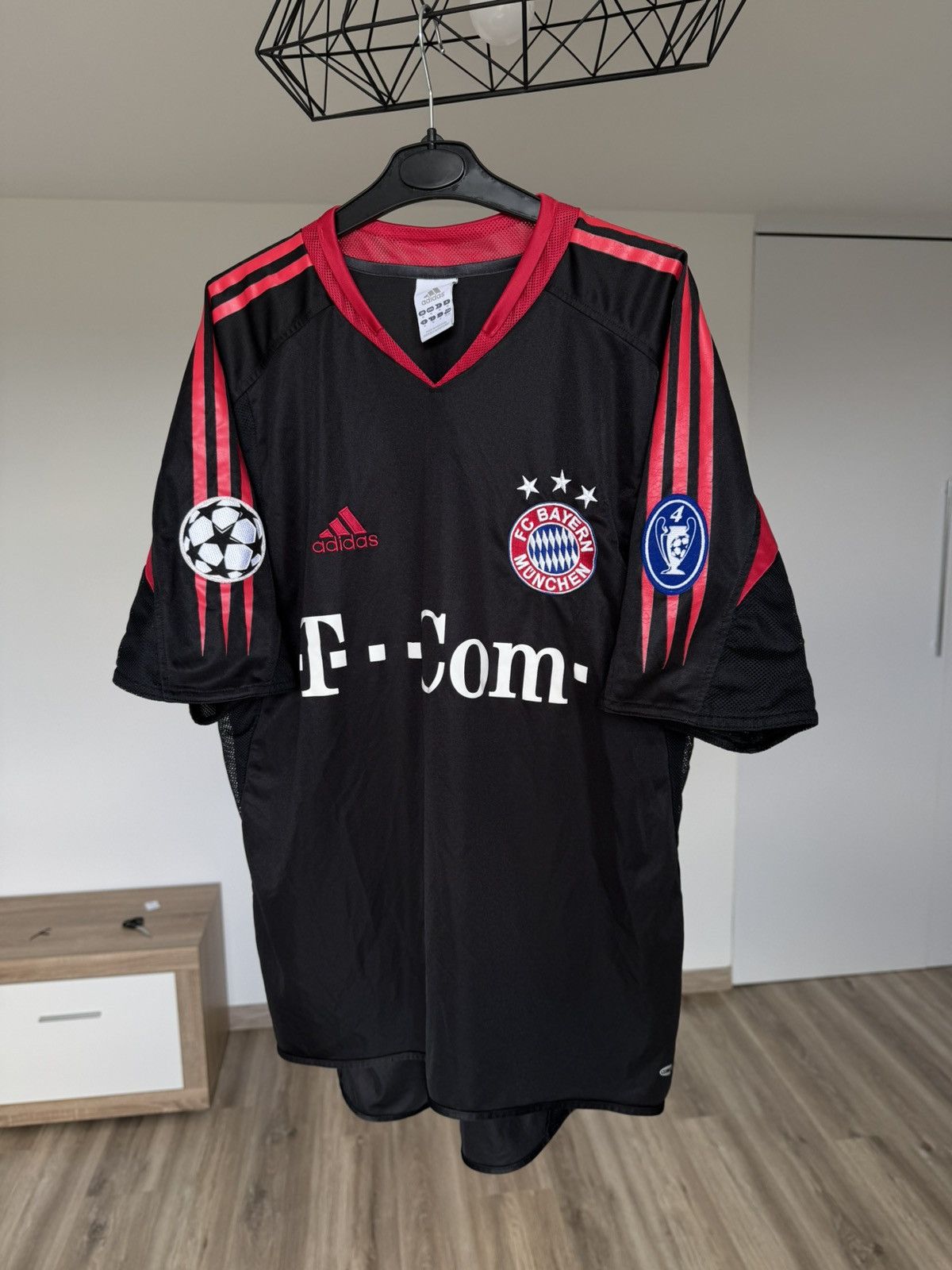 Adidas × Vintage Adidas Bayern Munich 2004/05 3rd Kit Champions League bloke Size US M / EU 48-50 / 2 - 14 Thumbnail