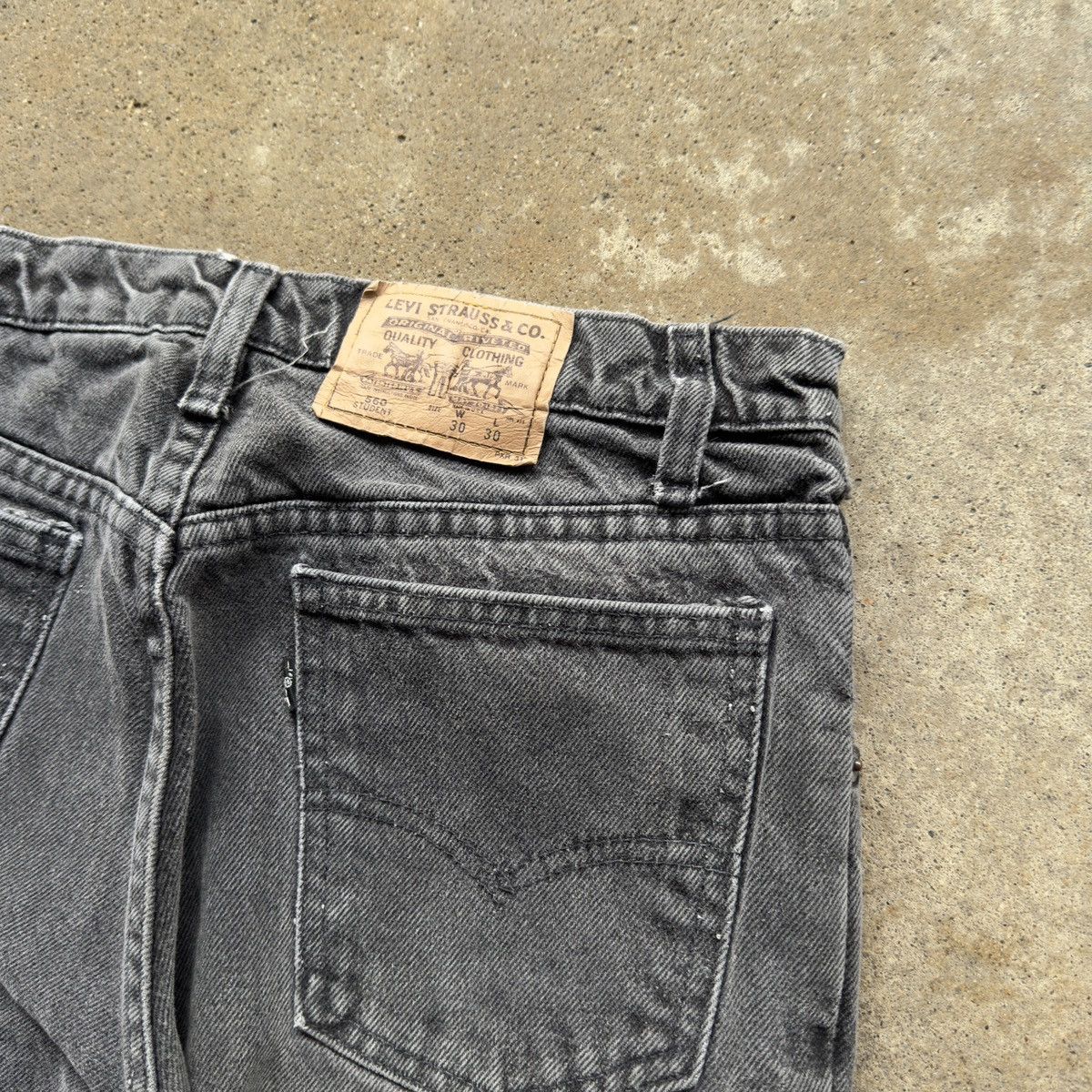 Levi's 90s Levi's 560 Baggy Faded Black Thrashed Jeans ERD Grunge Size US 30 / EU 46 - 5 Thumbnail